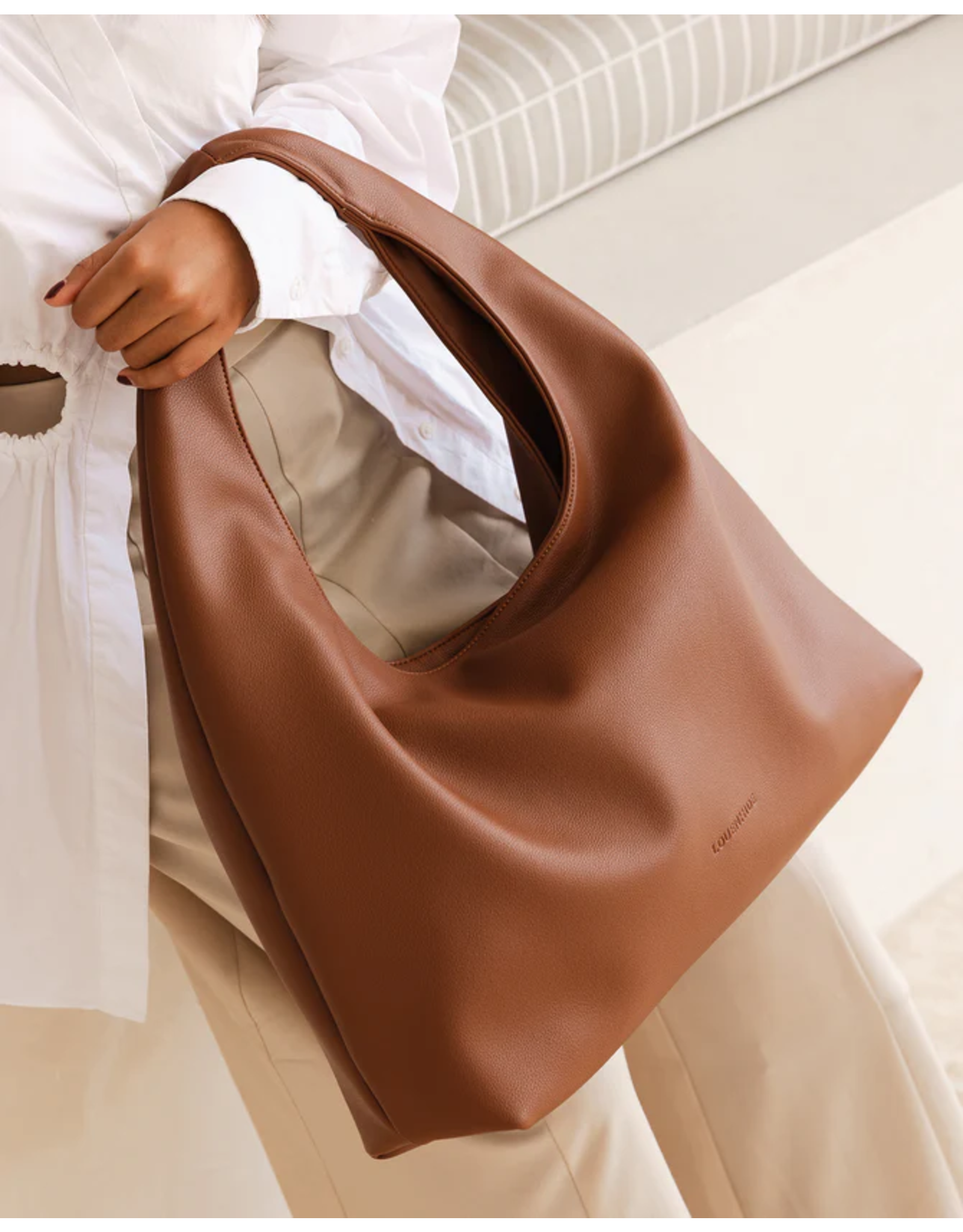 louenhide Louenhide Monaco Tan Shoulder Bag