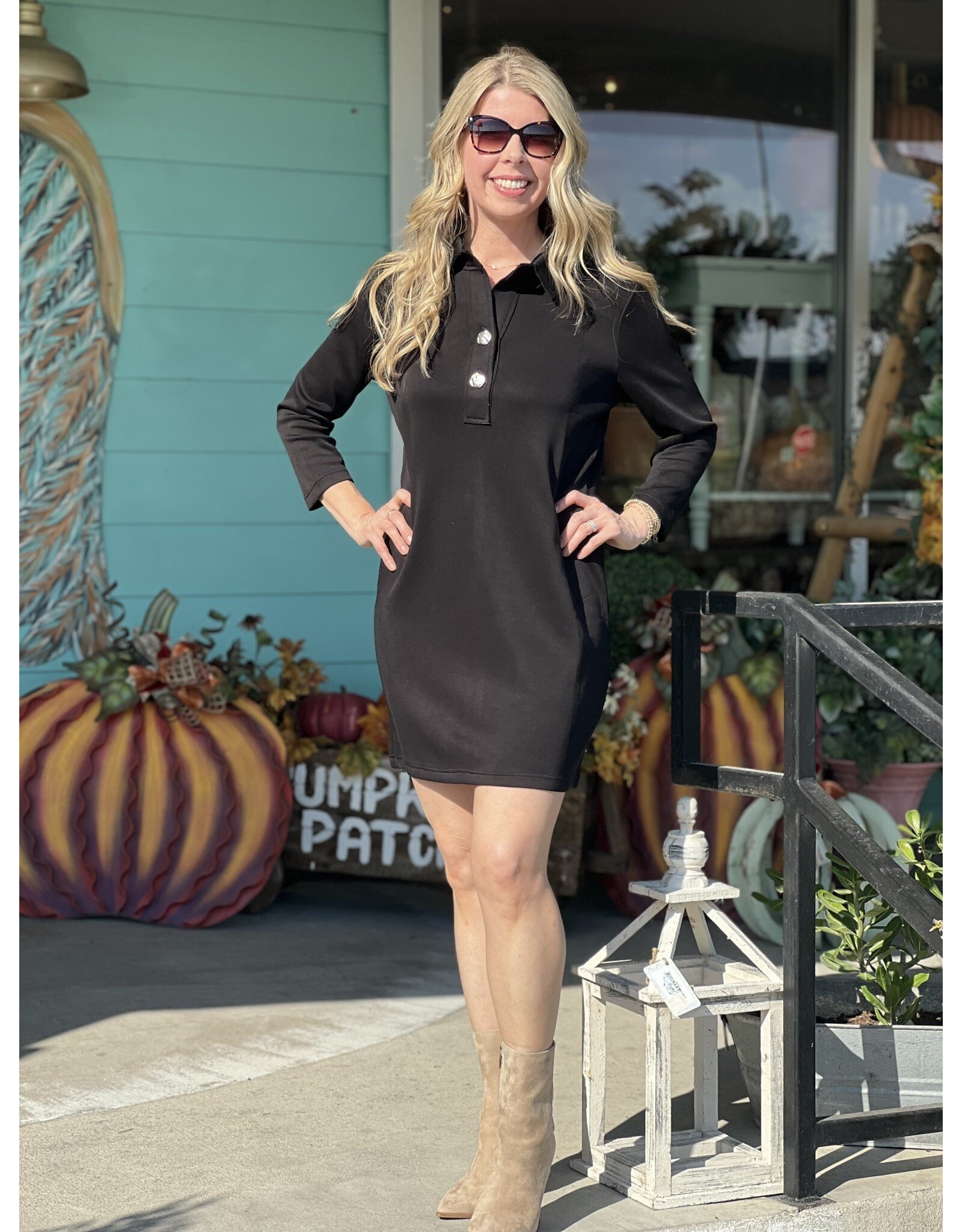 Jenni 2 Button Dress in Black