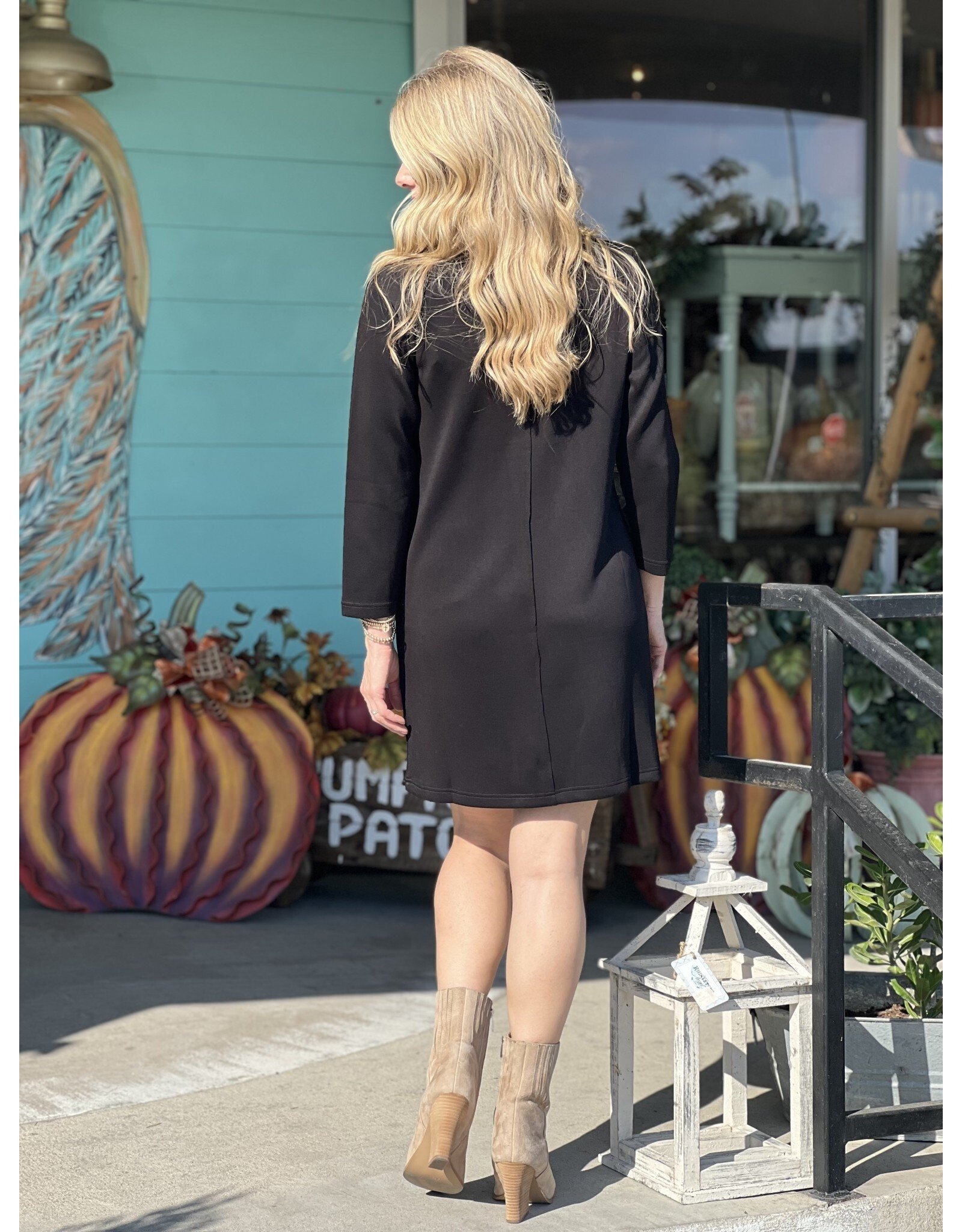 Jenni 2 Button Dress in Black