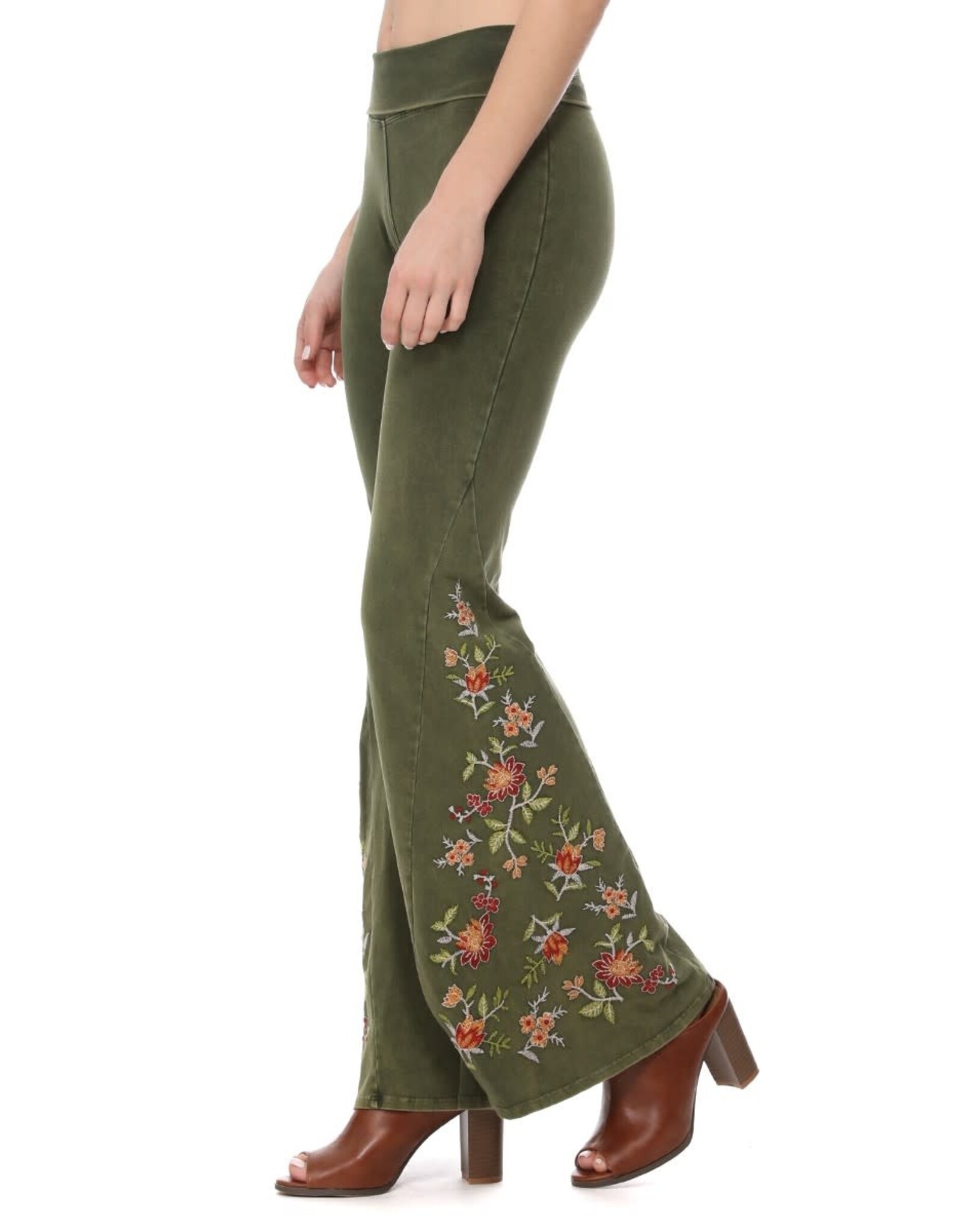 T Party Mineral Wash Floral Embroidered Flare Yoga Pants