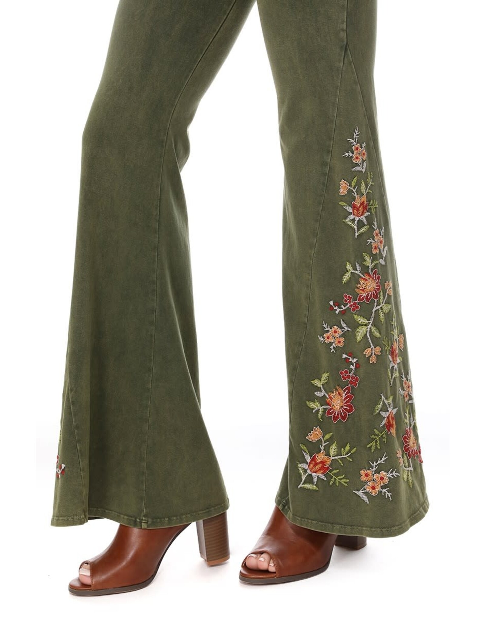 T Party Mineral Wash Floral Embroidered Flare Yoga Pants