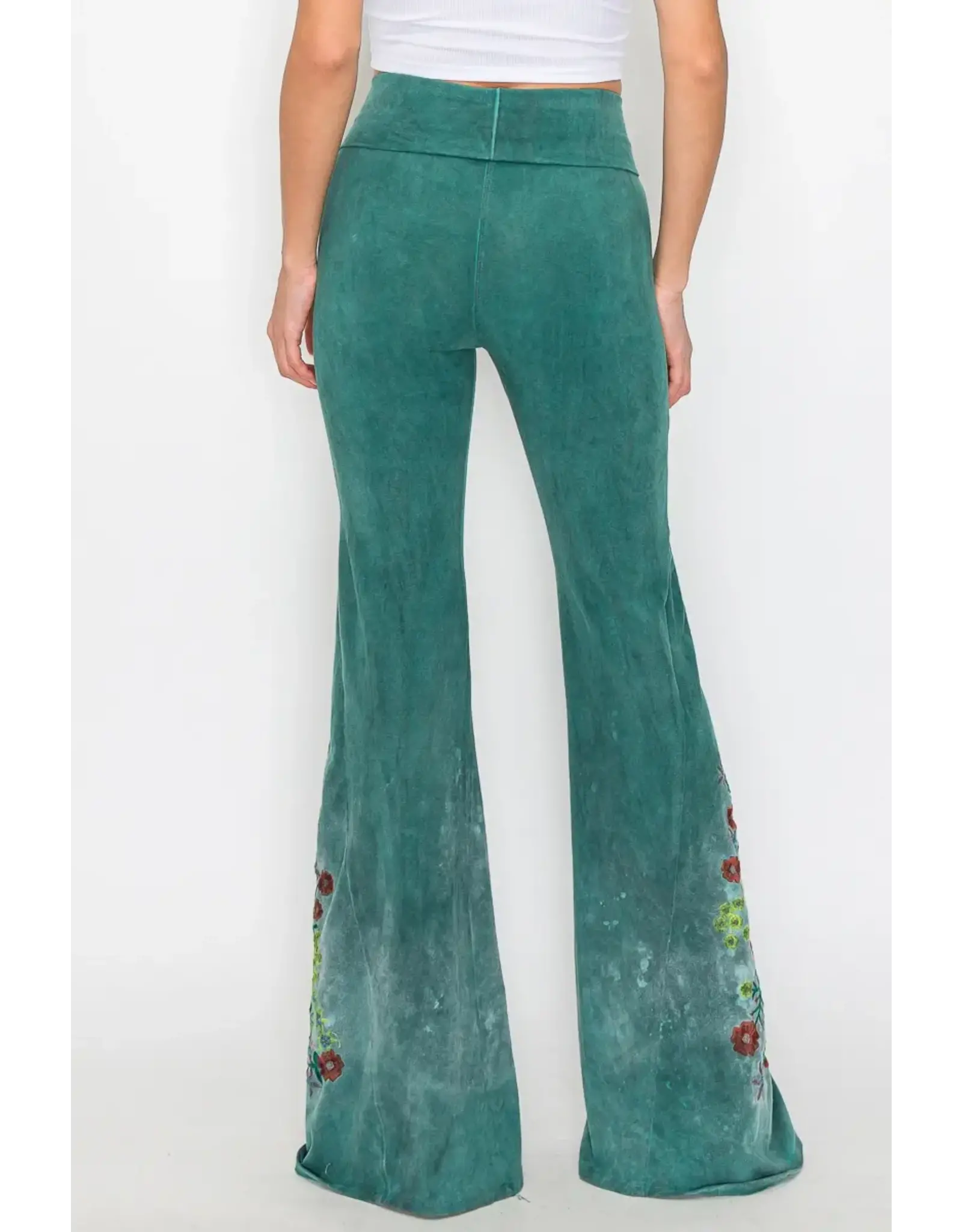 T Party Floral Embroidered Oiled Flare Pants