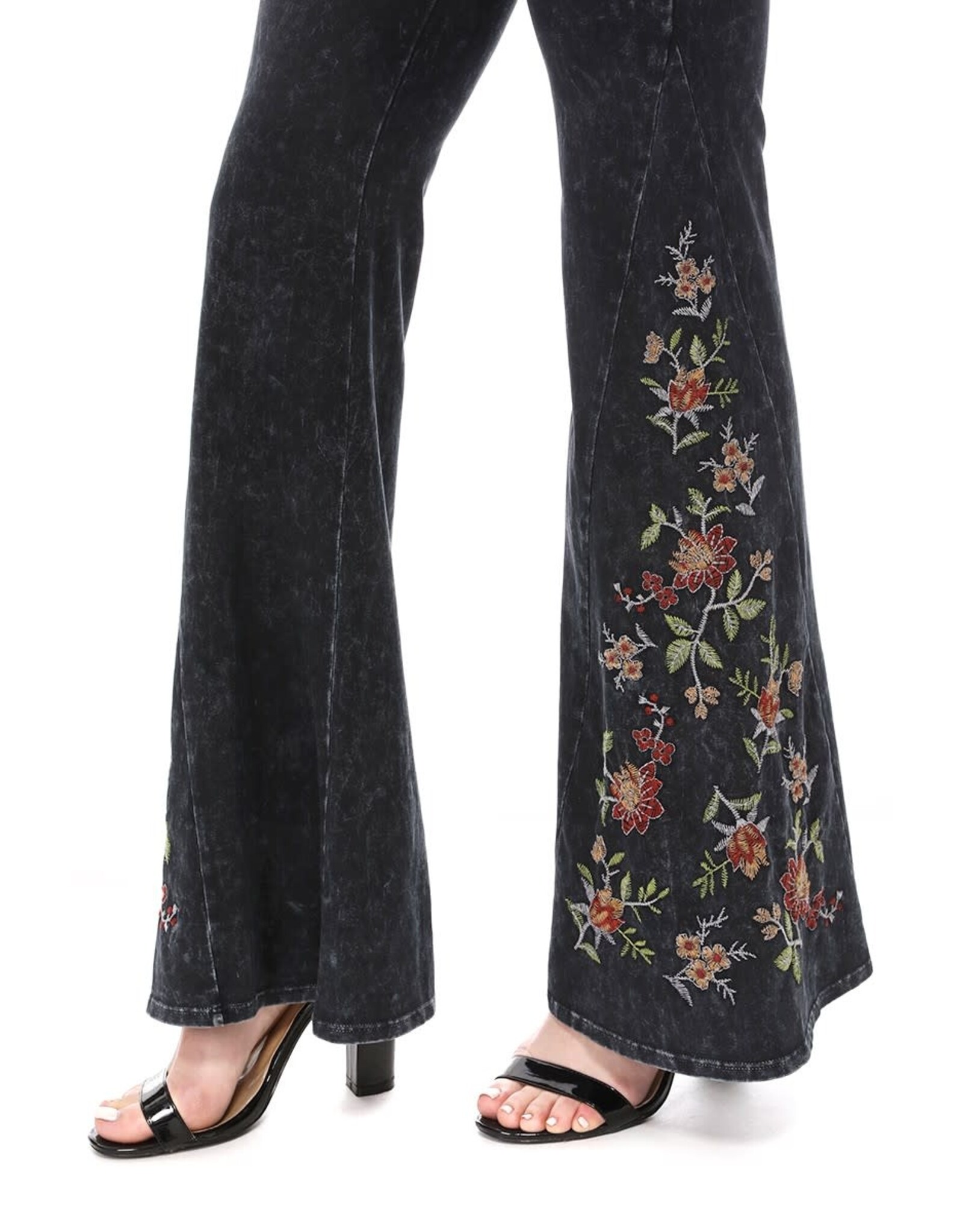T Party Mineral Wash Floral Embroidered Flare Yoga Pants