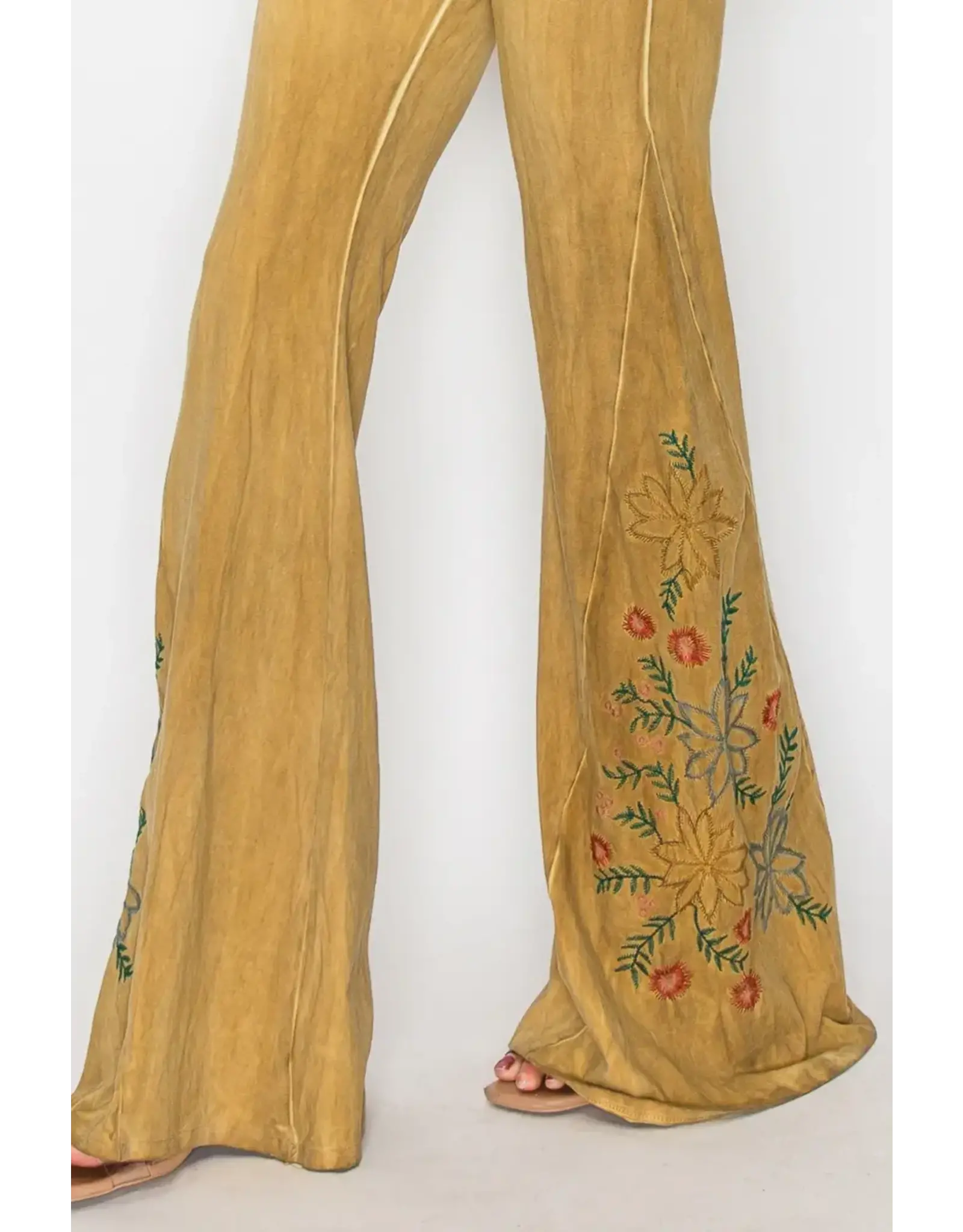 T Party Floral Embroidered Oiled Flare Pants