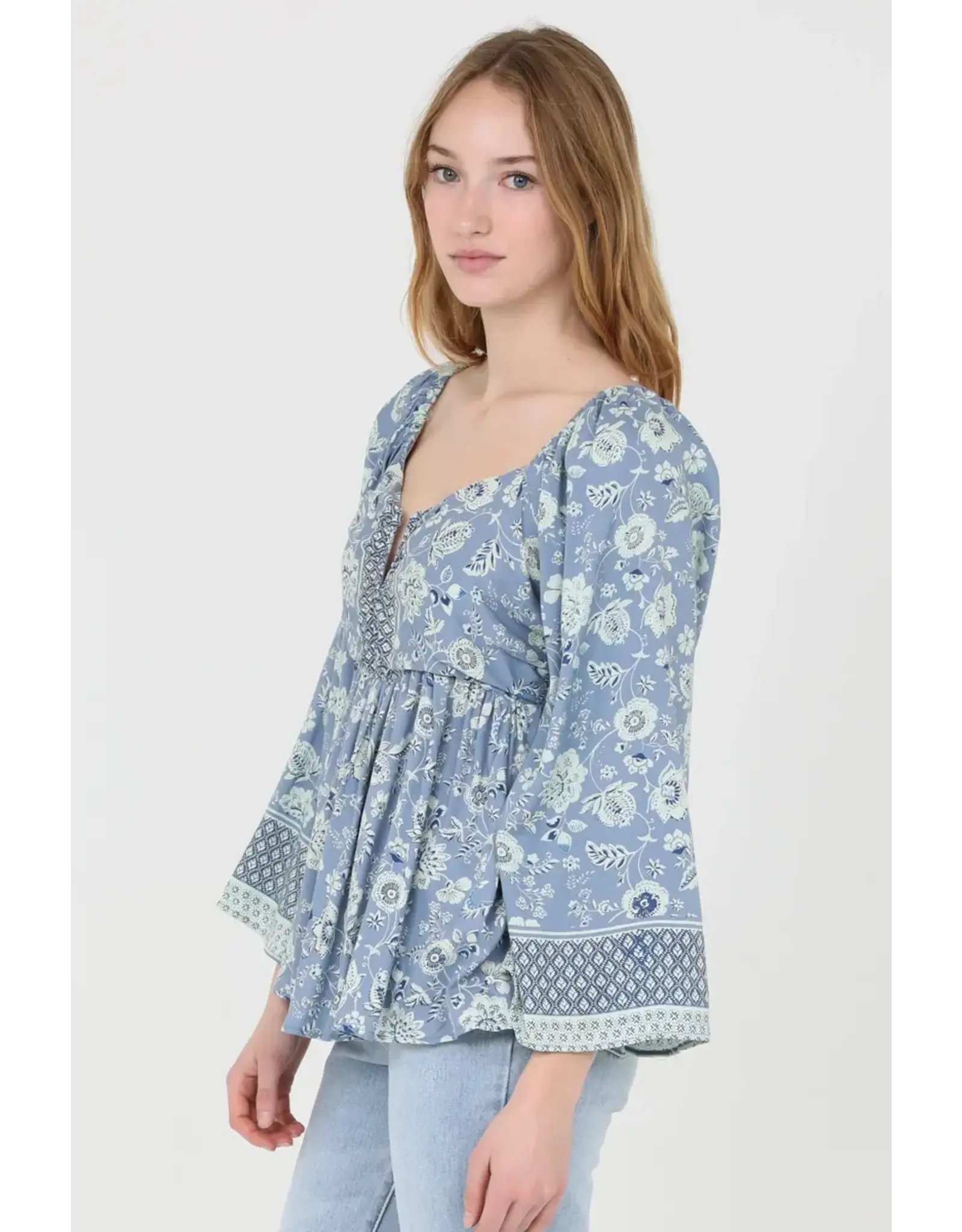 Angie L/S V-Notch Floral Print Top