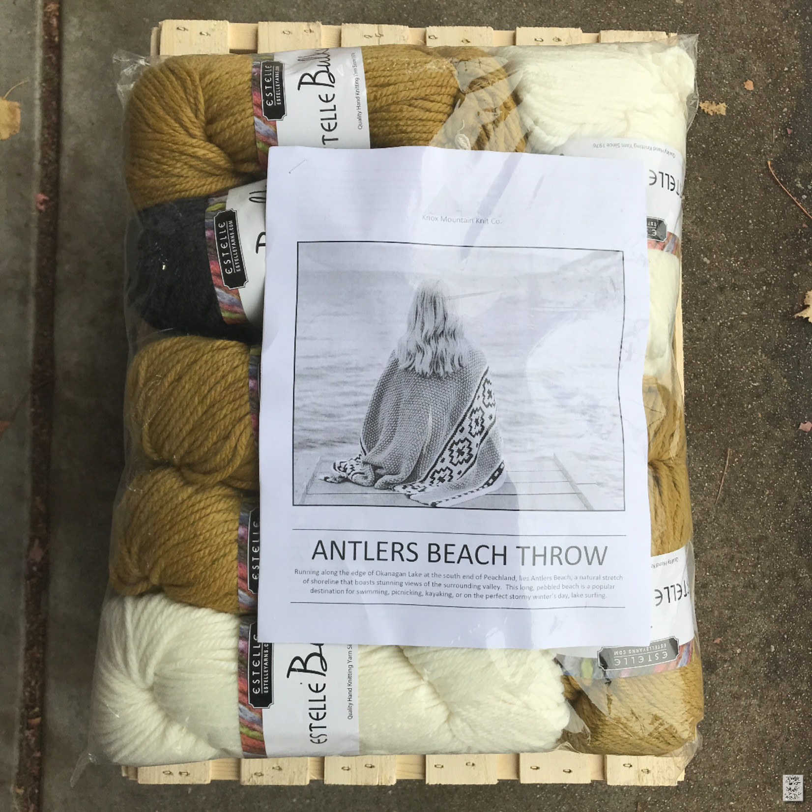 Antlers Beach Throw Kit (pattern not included)