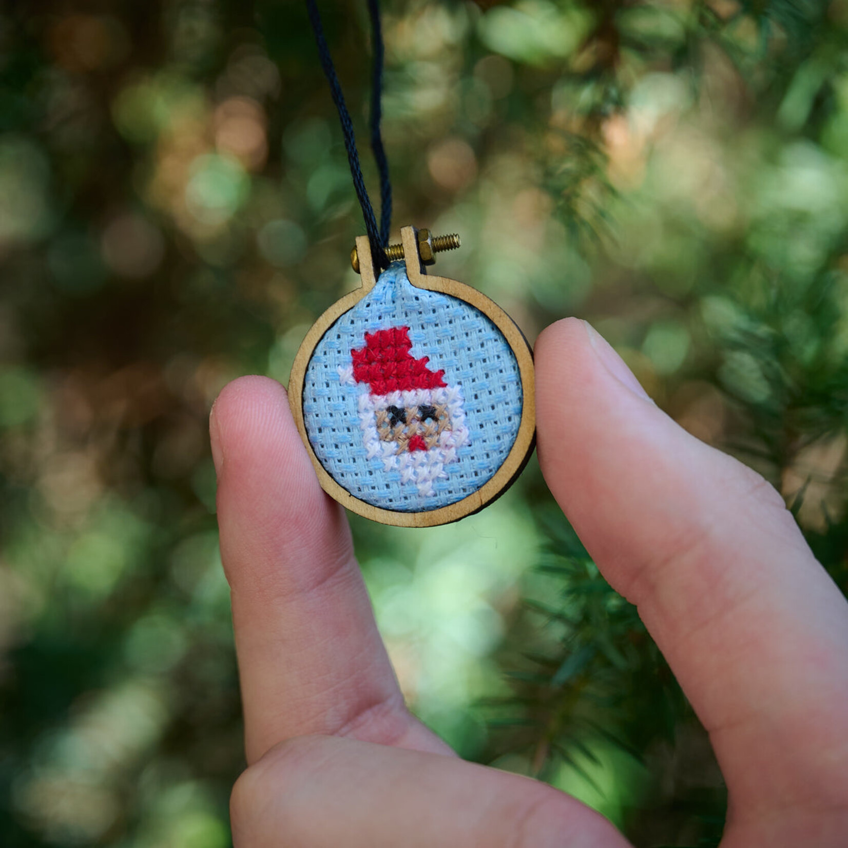 Marvling Bros Marvling Bros Christmas Baubles Cross Stitch Kit