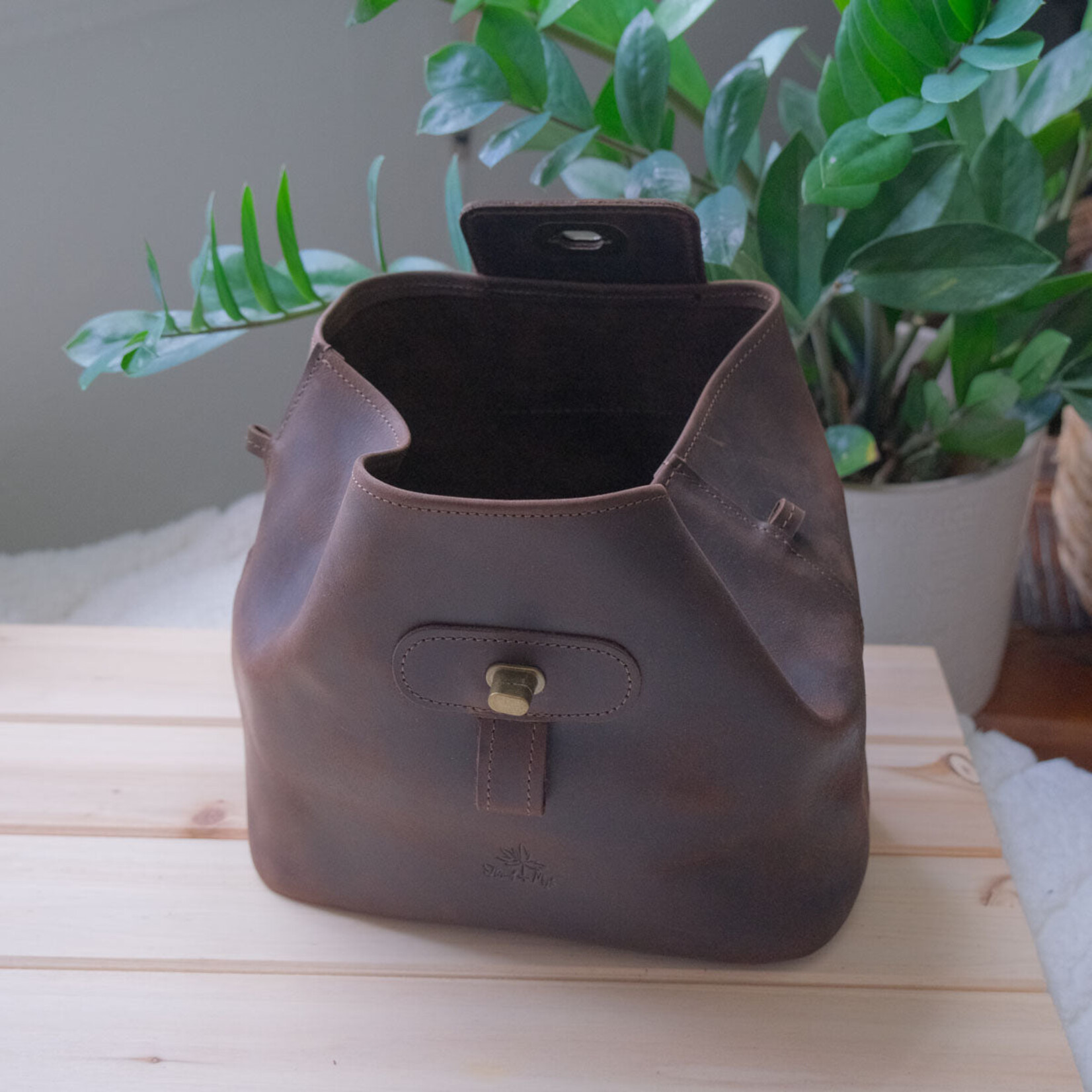 Thread & Maple Thread & Maple Leather Pop Up Bag