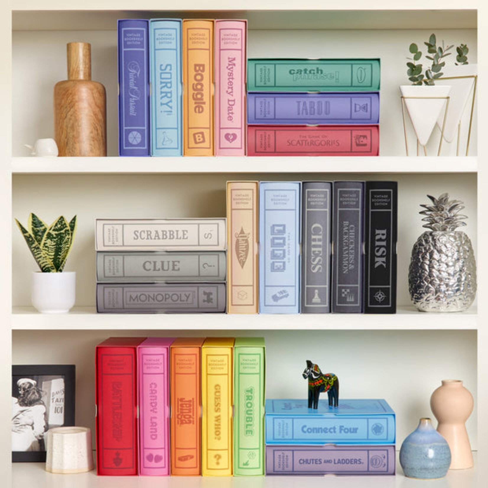 WS Game Company Vintage Bookshelf Board Game