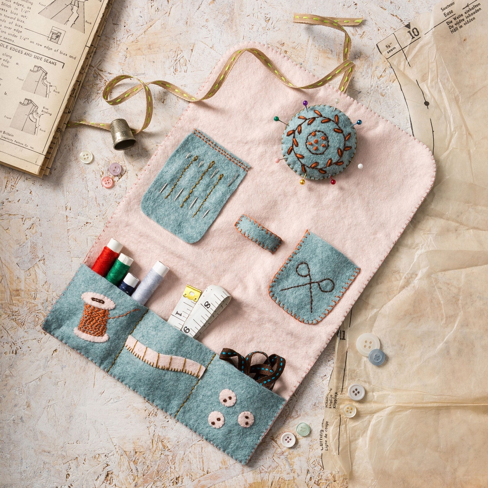 Corinne Lapierre Corinne Lapierre Felt Sewing Kit