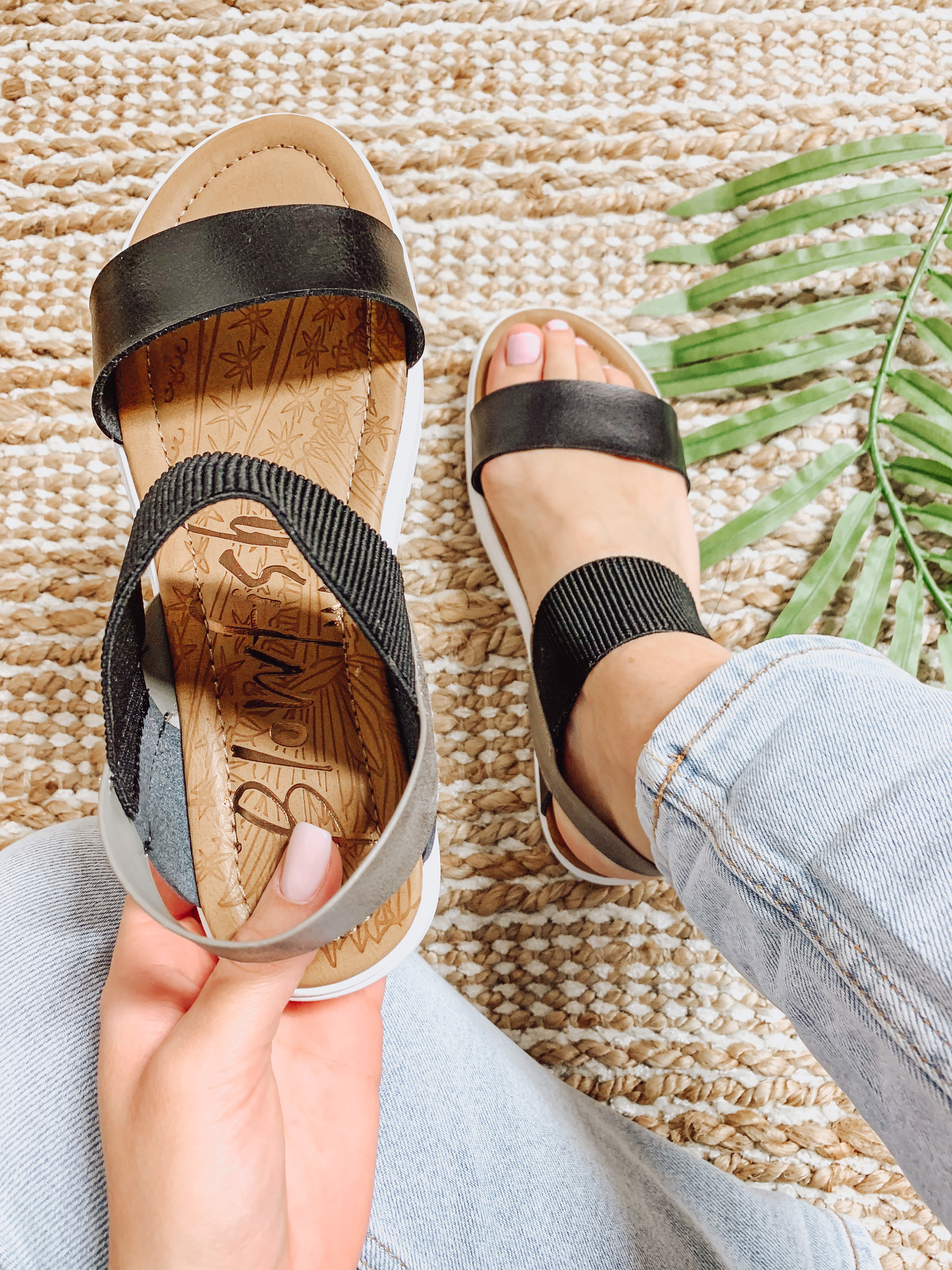 blowfish boss sandals