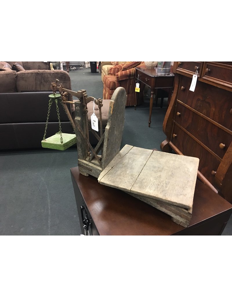 Small Primitive Scale