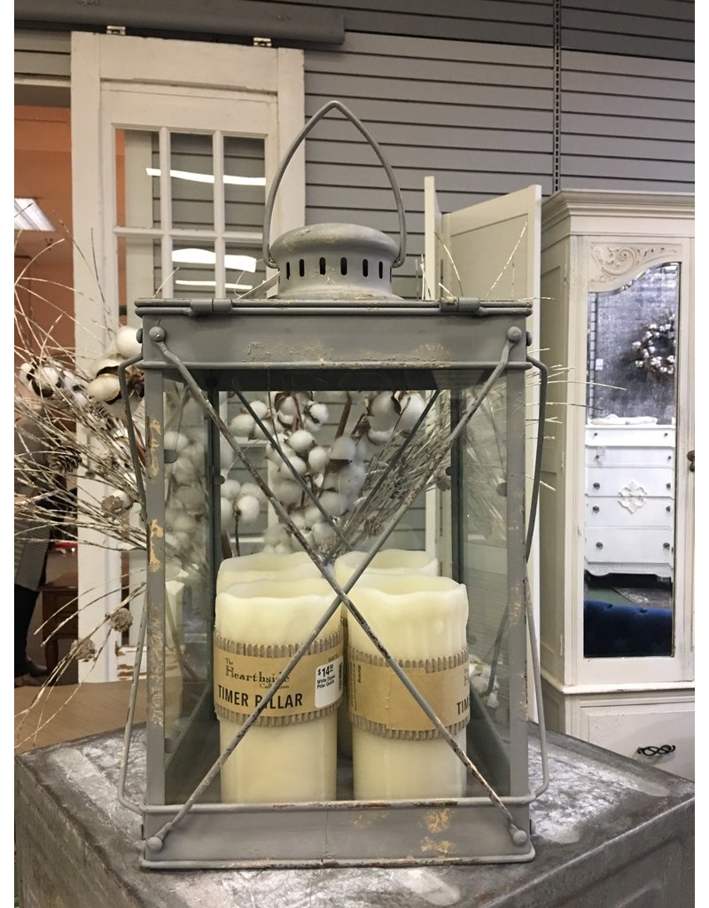 Grey Lantern w Glass