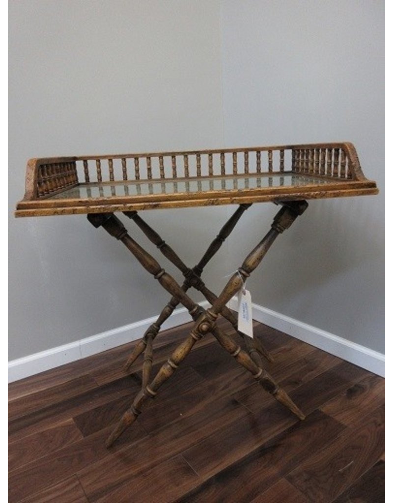 Folding Luggage Rack w/Gallery Tray