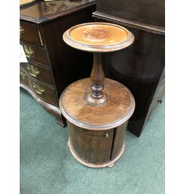 Round Mahogany 2 Tier Stand