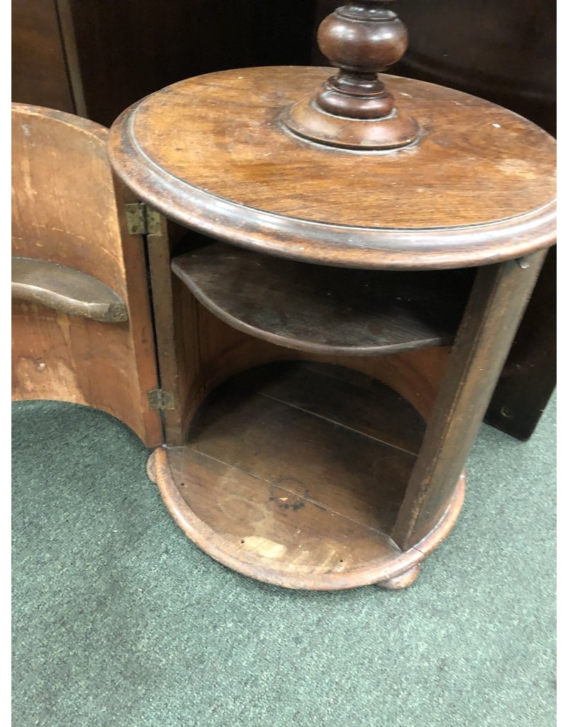 Round Mahogany 2 Tier Stand