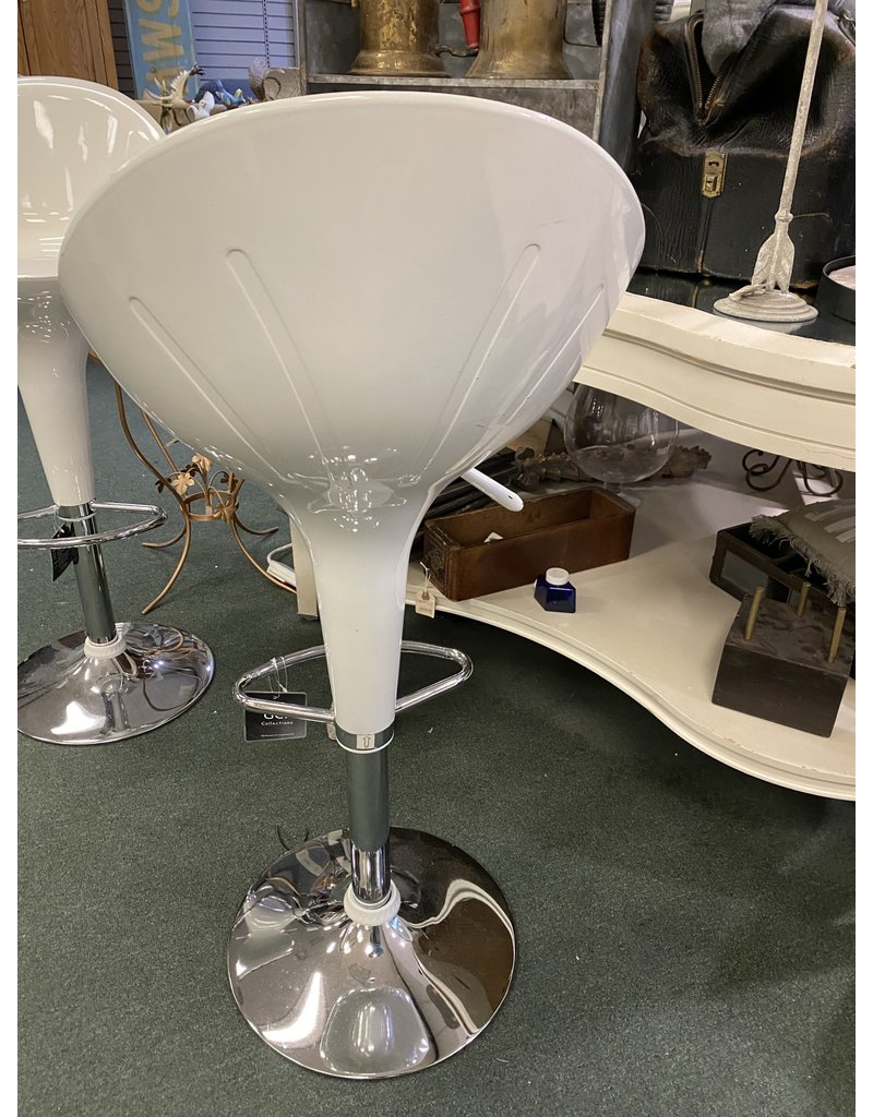 White Molded Modern Bar Stool
