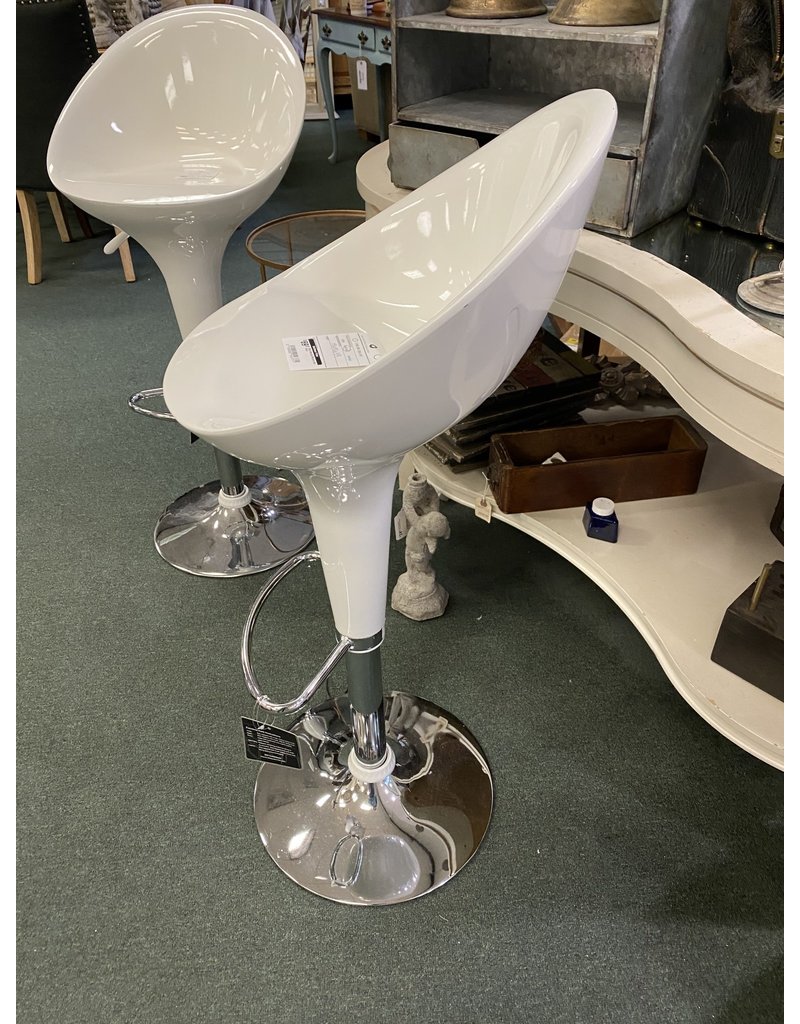 White Molded Modern Bar Stool