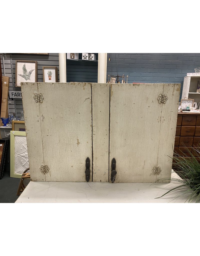 Farm Style White Chippy 2 Door Cabinet