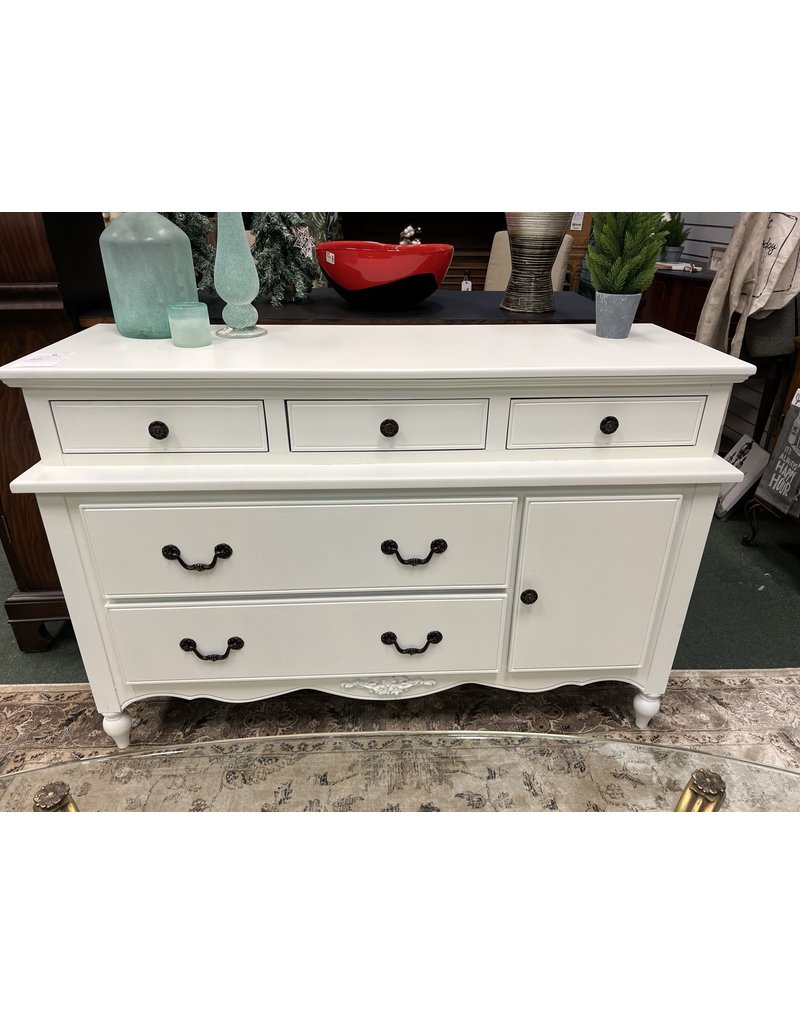 White Painted 5 Drawer and 1 Door Dresser