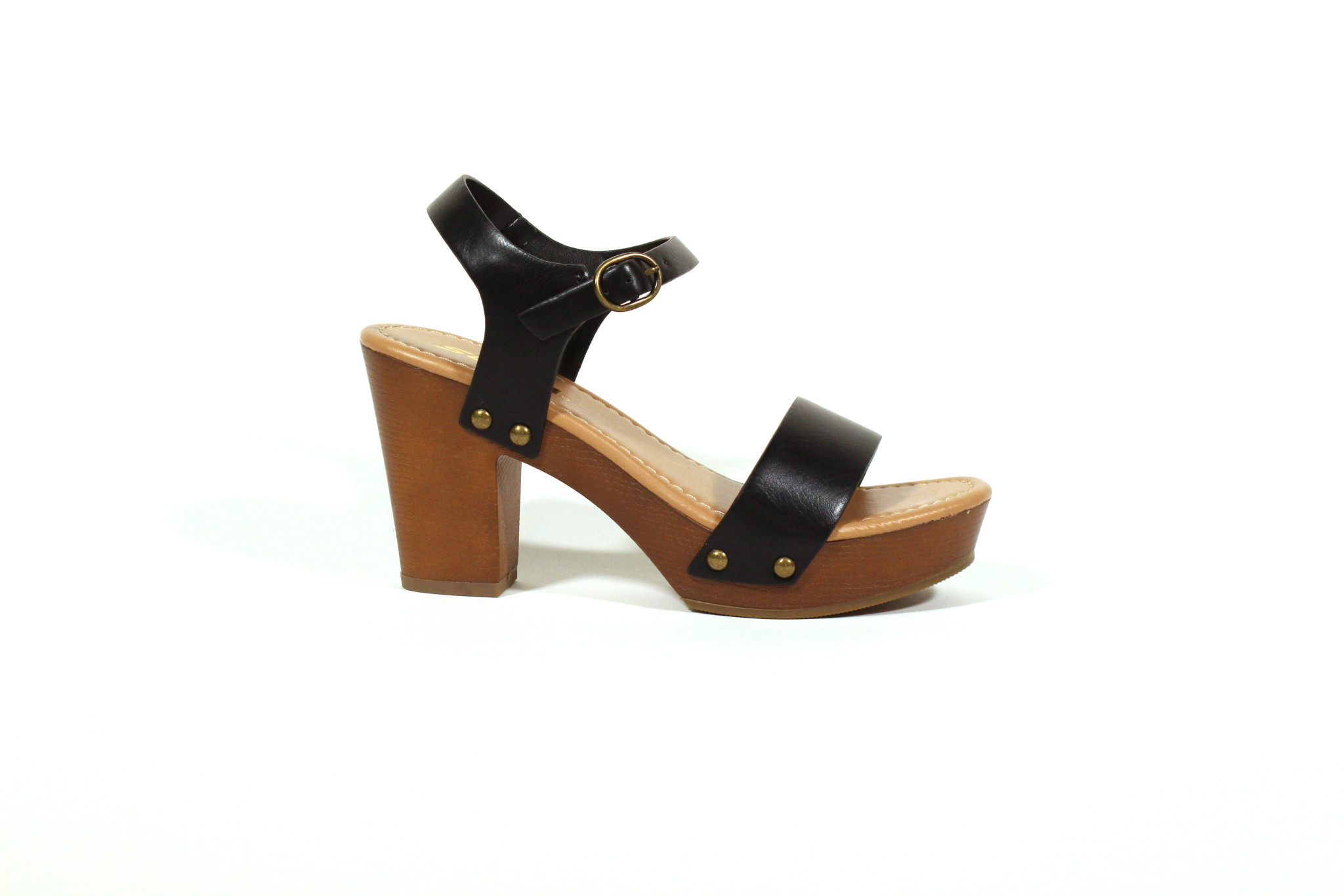 Soda CHIVASS Cindy�s Shoes Soda CHIVASS Cindy�s Shoes