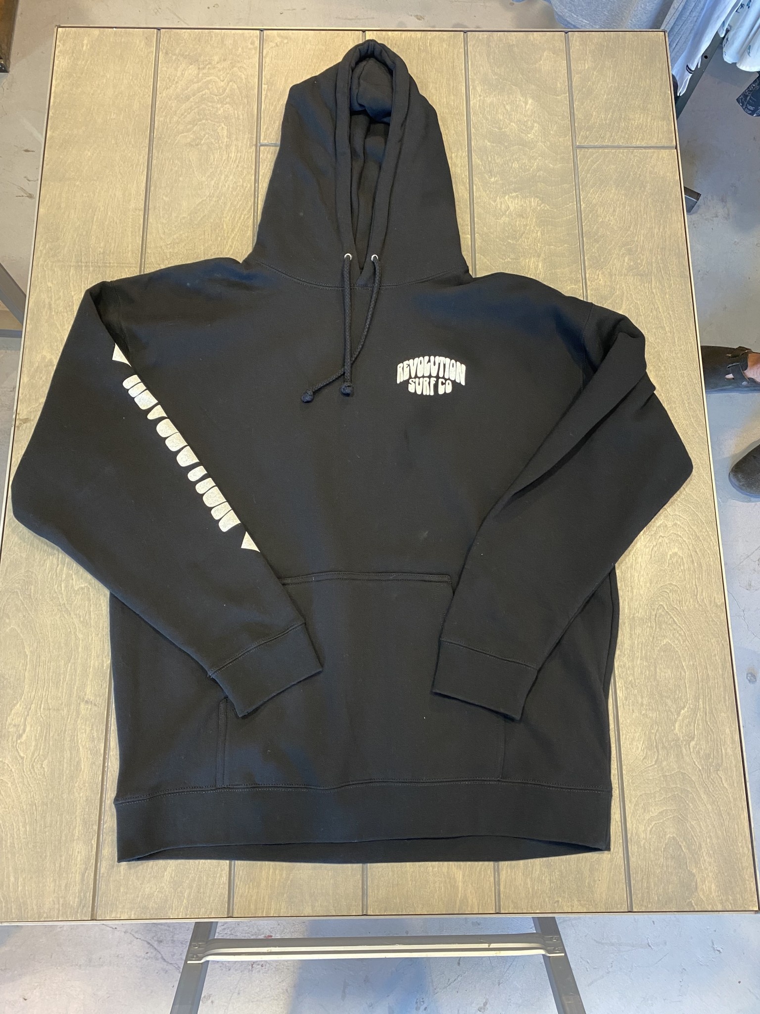 REVOLUTION SUN UP PULLOVER HOOD VTA