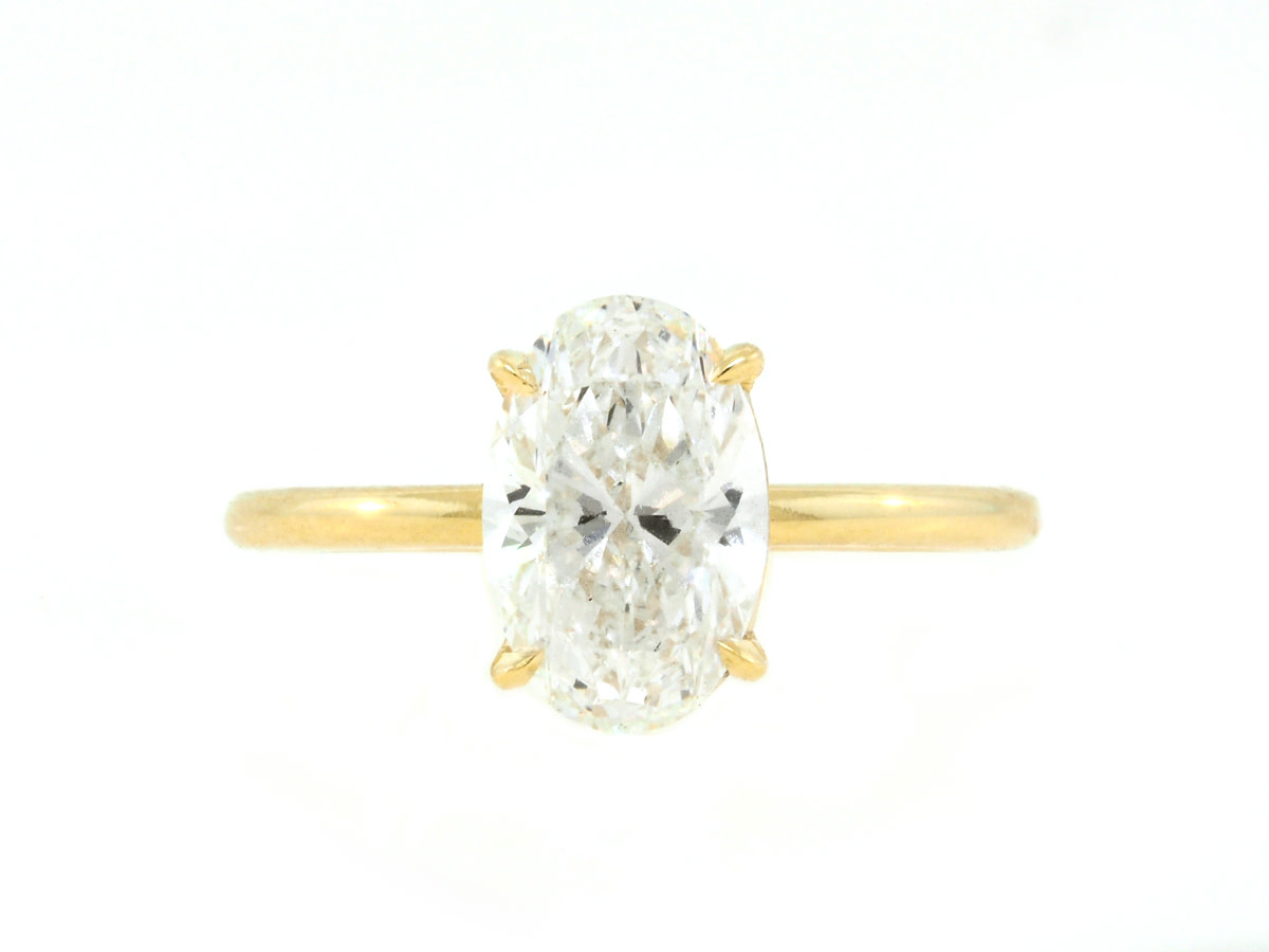 2.01ct FSI1 Oval Diamond Aura Ring 