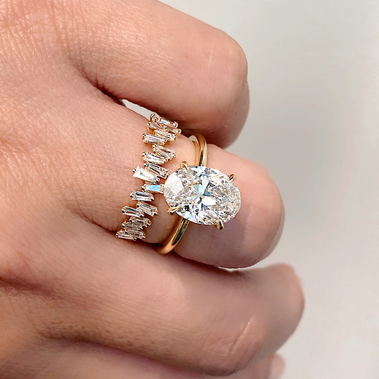 Freeform diamond rings store