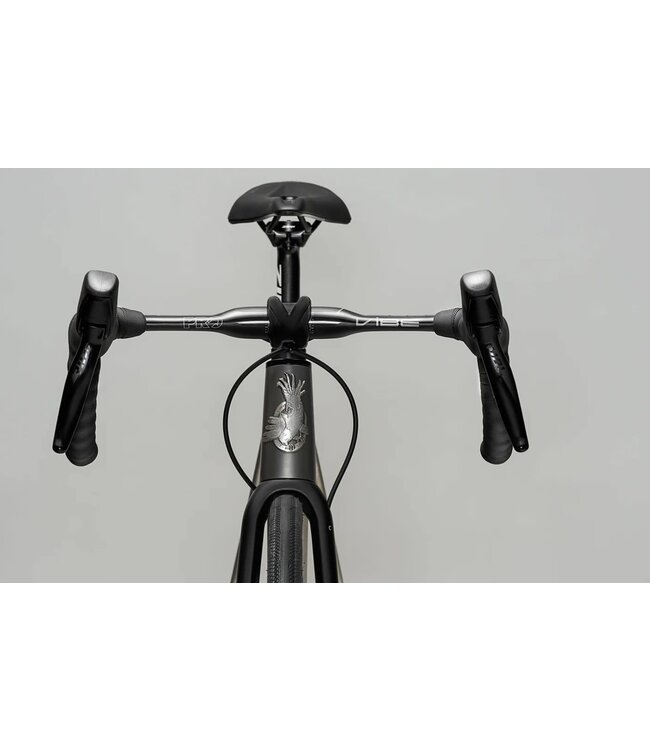 Curve Cycling Curve Belgie DISC Titanium