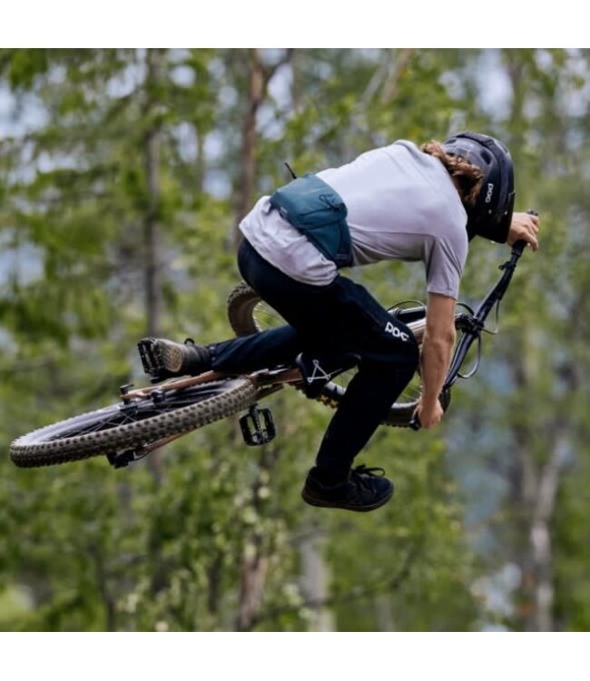 Thule Rail 0.5 L Hip Pack Dark Slate