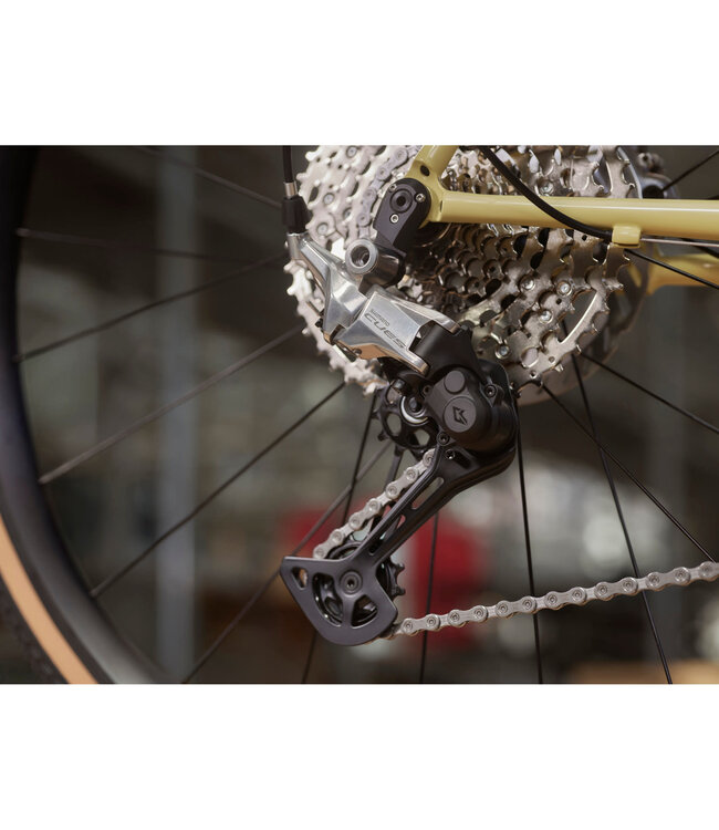 Shimano Shimano Silver Lmited Edition Cues Drop Bar Groupset 1x10, 11-48 ,170mm, 40t + CL700 rotors, BB