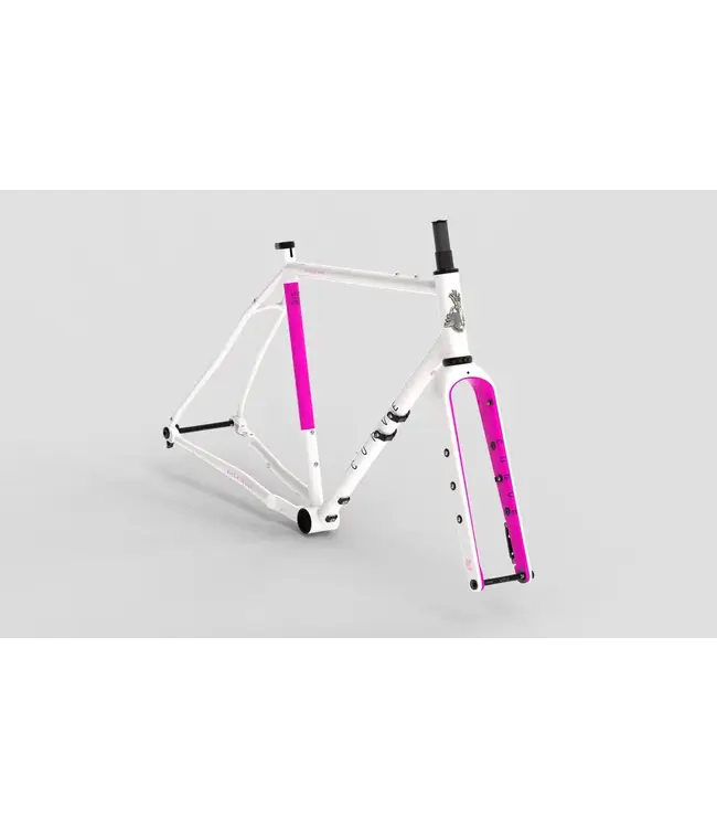Curve Cycling Kevin of Steel 4 Preorder