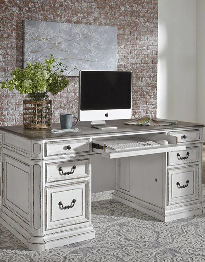 Magnolia Manor Jr Executive Desk