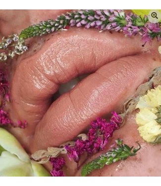 SHANGHAI SUZY SUZY - HONEY SATIN LIPSTICK