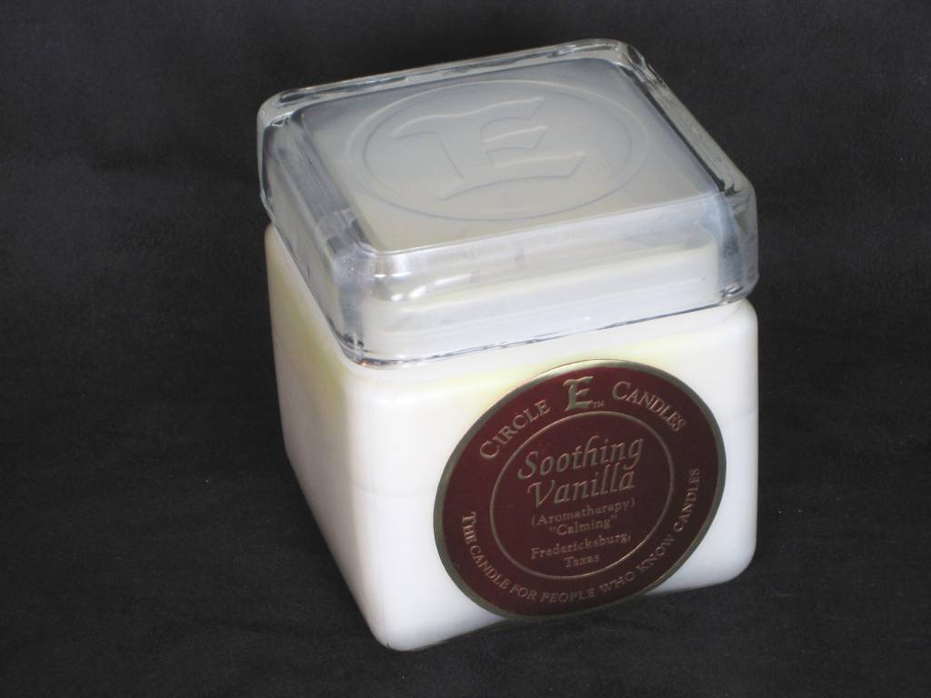 Circle E Candle Soothing Vanilla 28 oz Lone Star Legacies