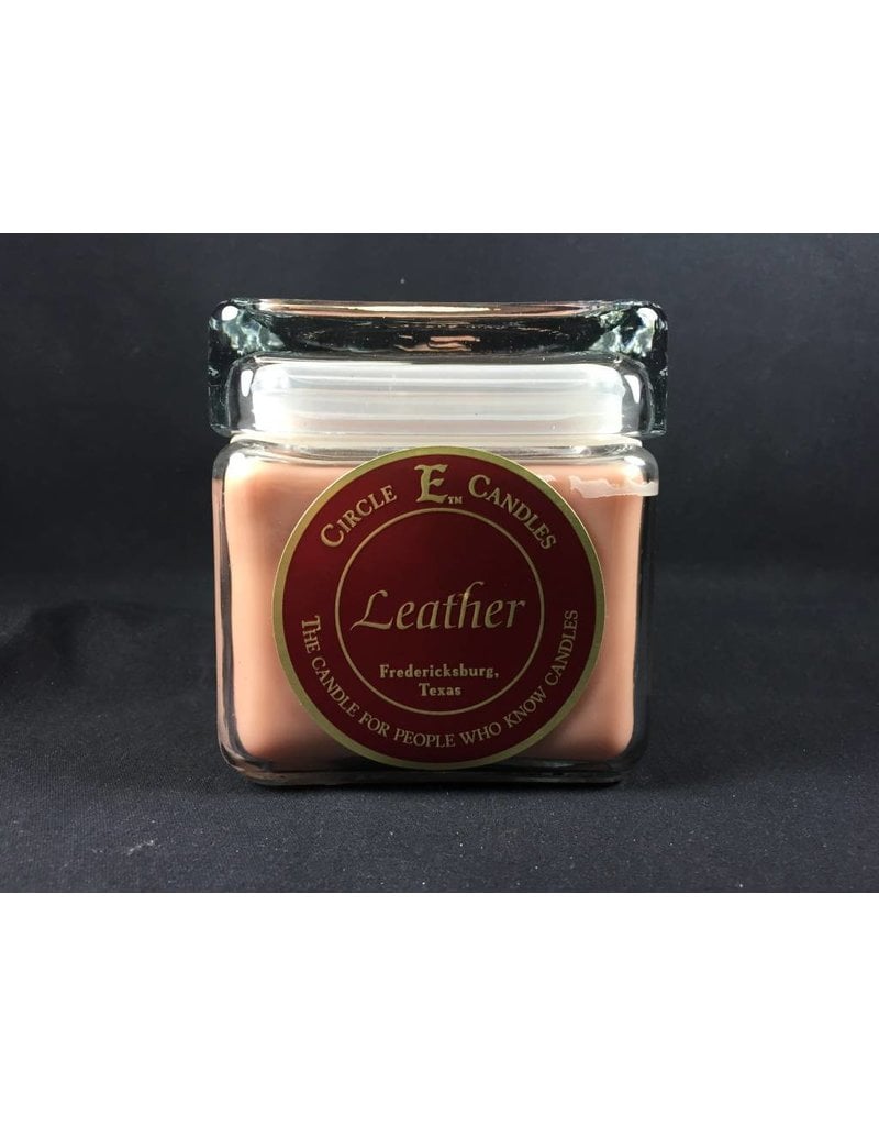 Circle E Candle - Leather - 28 oz