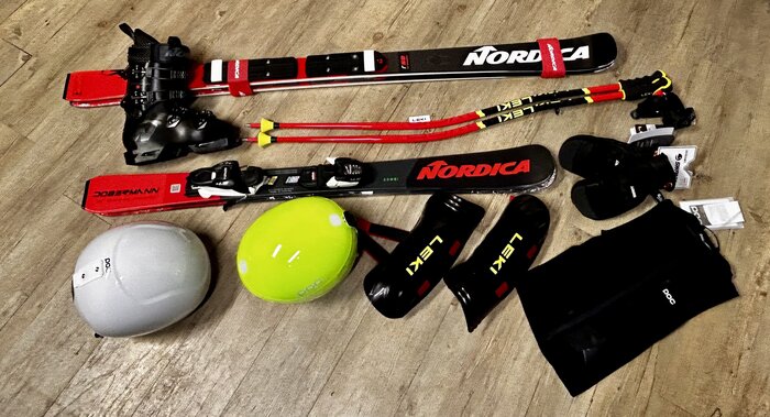 How to Choose Ski Racing Gear for Youth Racers