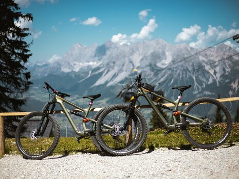 How to Choose the Right Bike for Commuting in Vancouver and the Lower Mainland: Hybrid vs. Gravel vs. Road