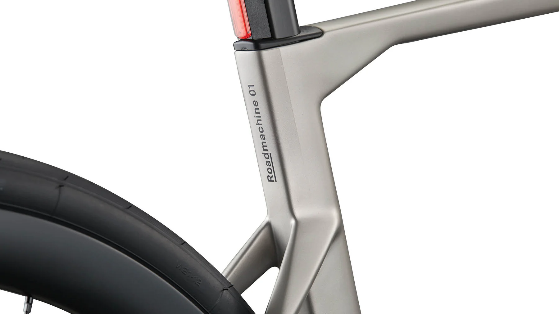BMC Roadmachine 01 THREE - Arctic Silver