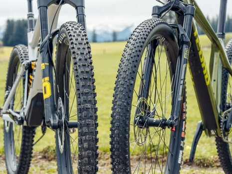 27.5 vs 29 Inch Mountain Bike Wheels: Which Size Is Right for You
