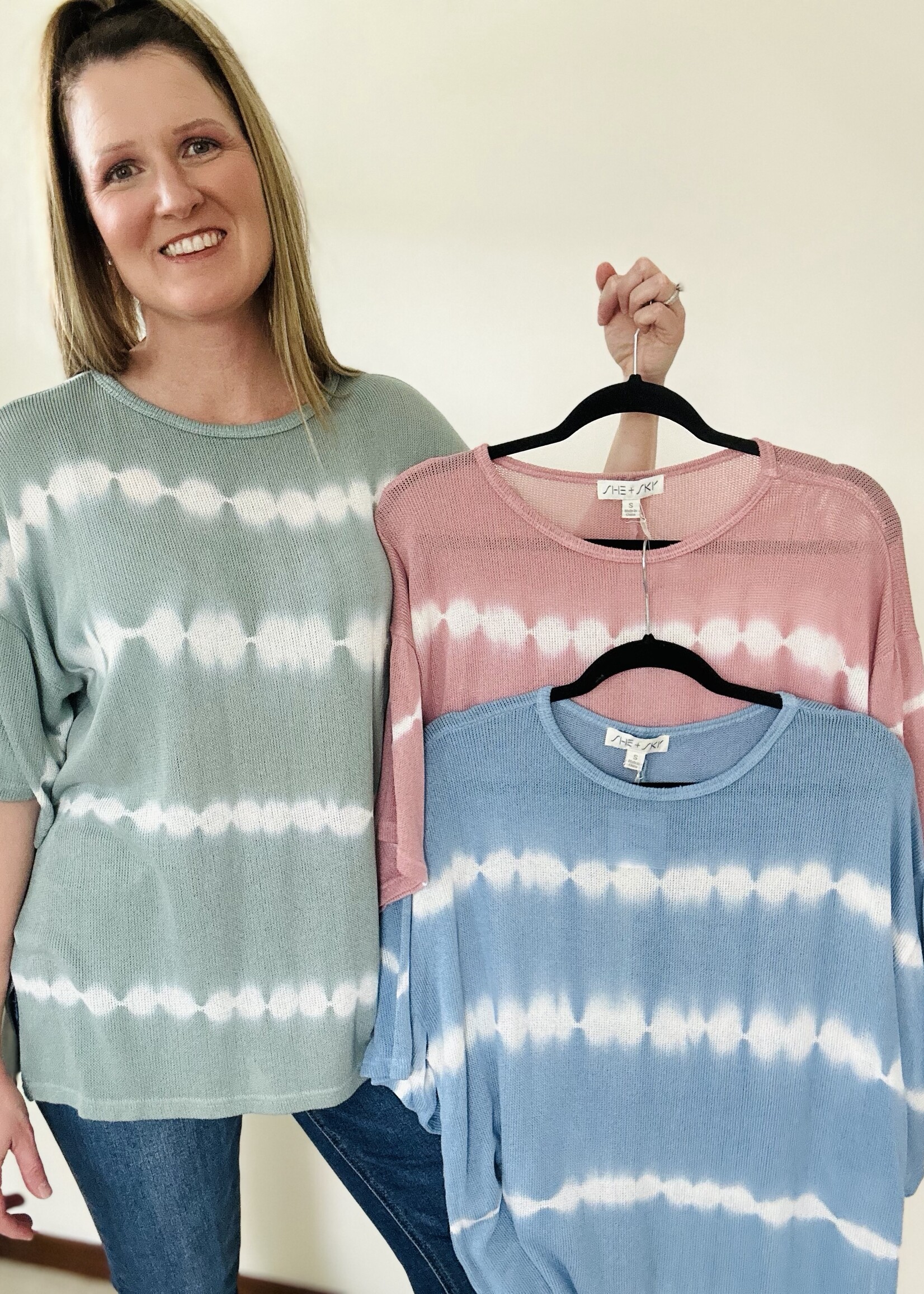 Hanging Around Top in Rose