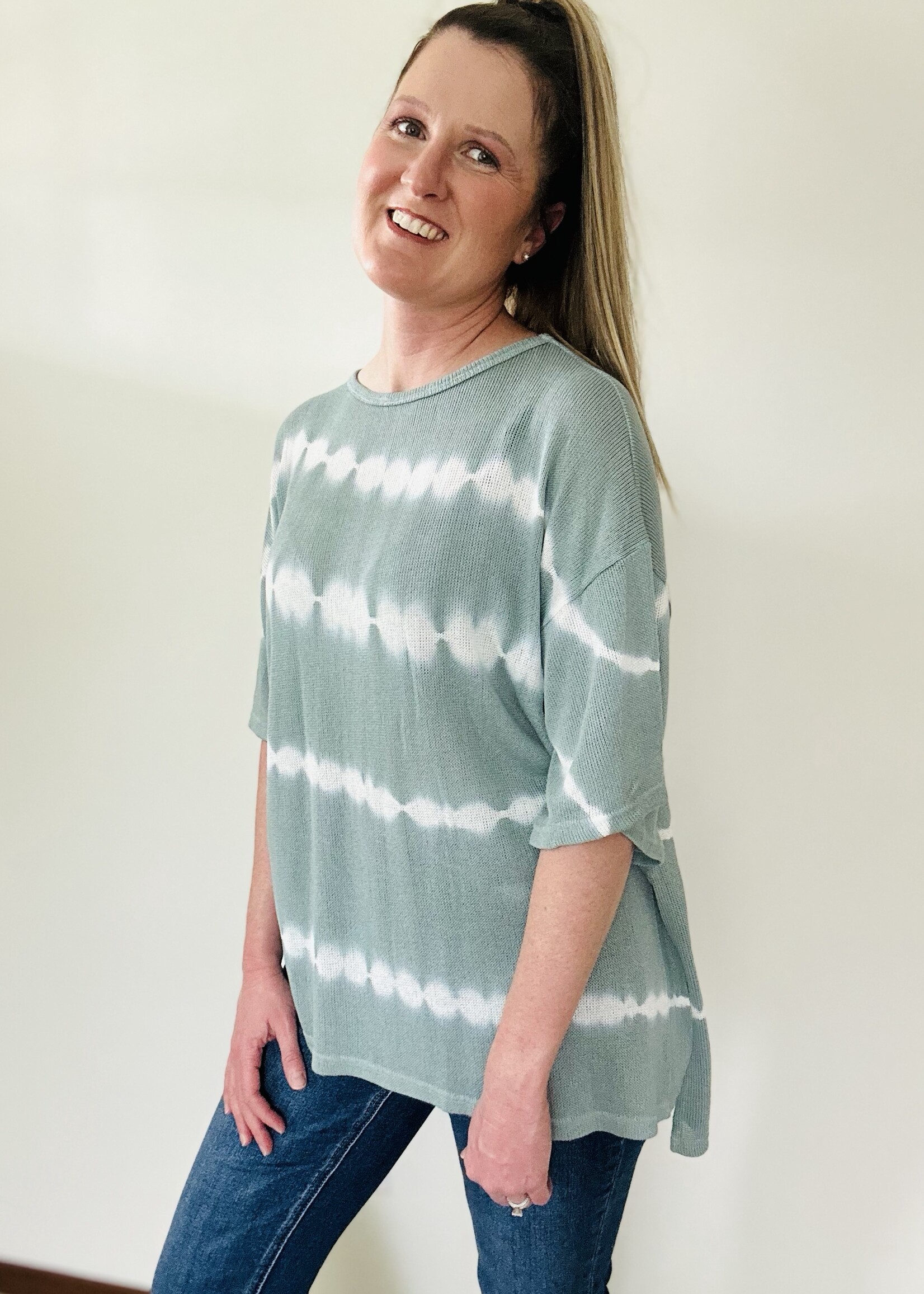 Hanging Around Top in Rose
