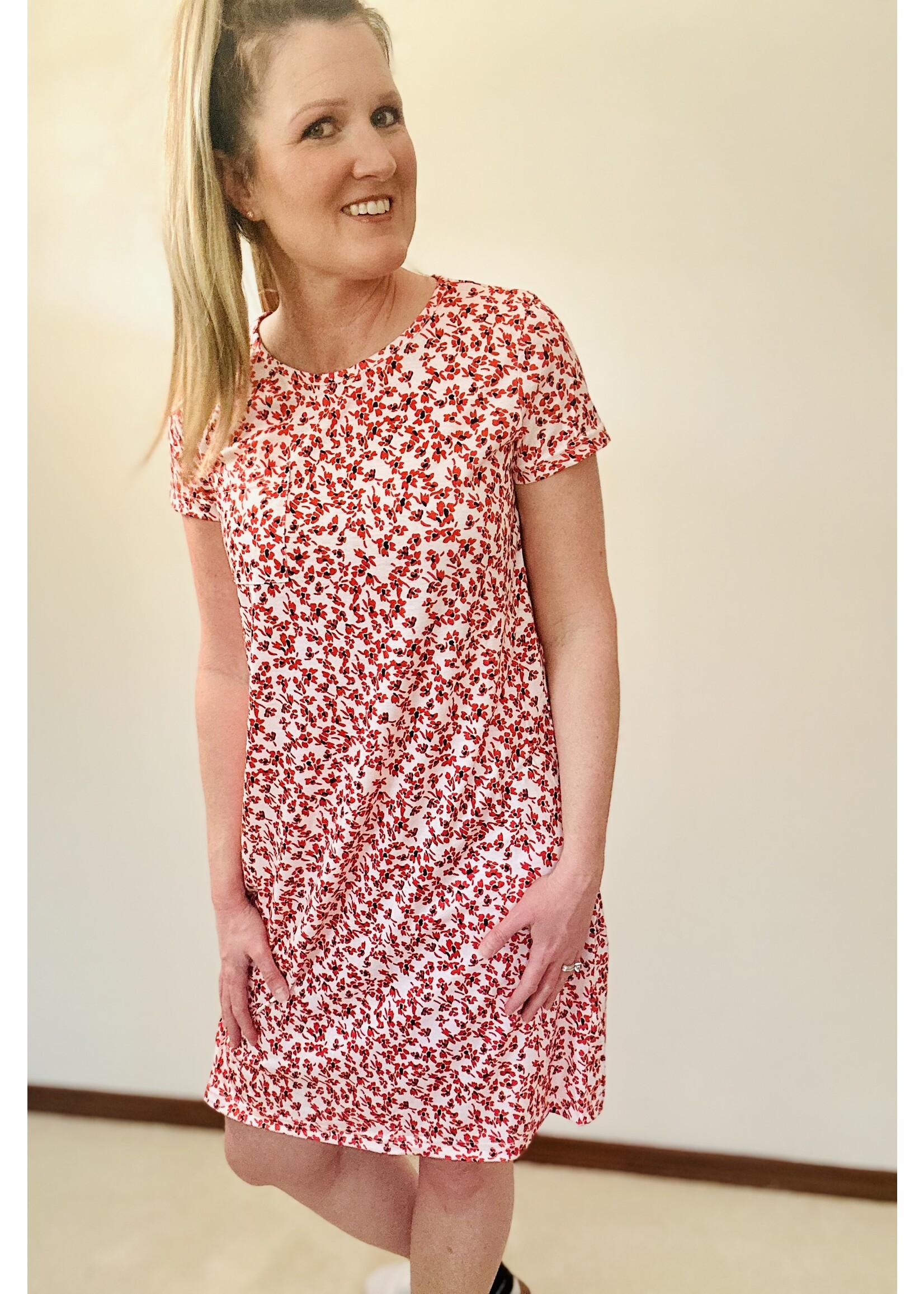The Kami T-Shirt Dress in Red Floral