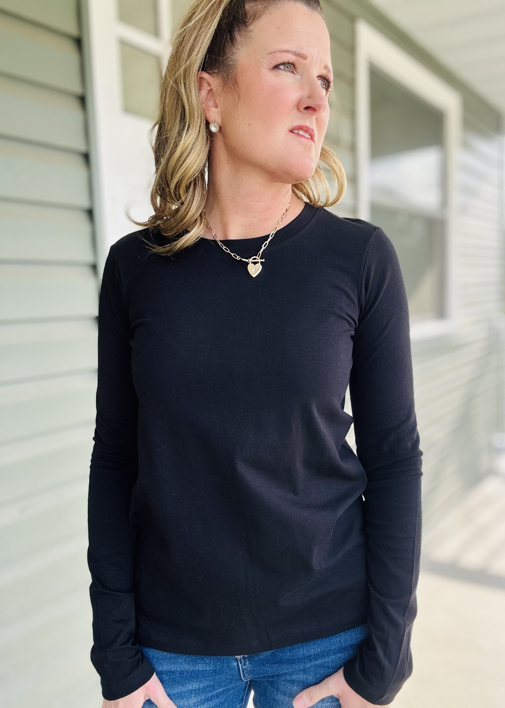 Zenana Basic Long Sleeve Tee in Black