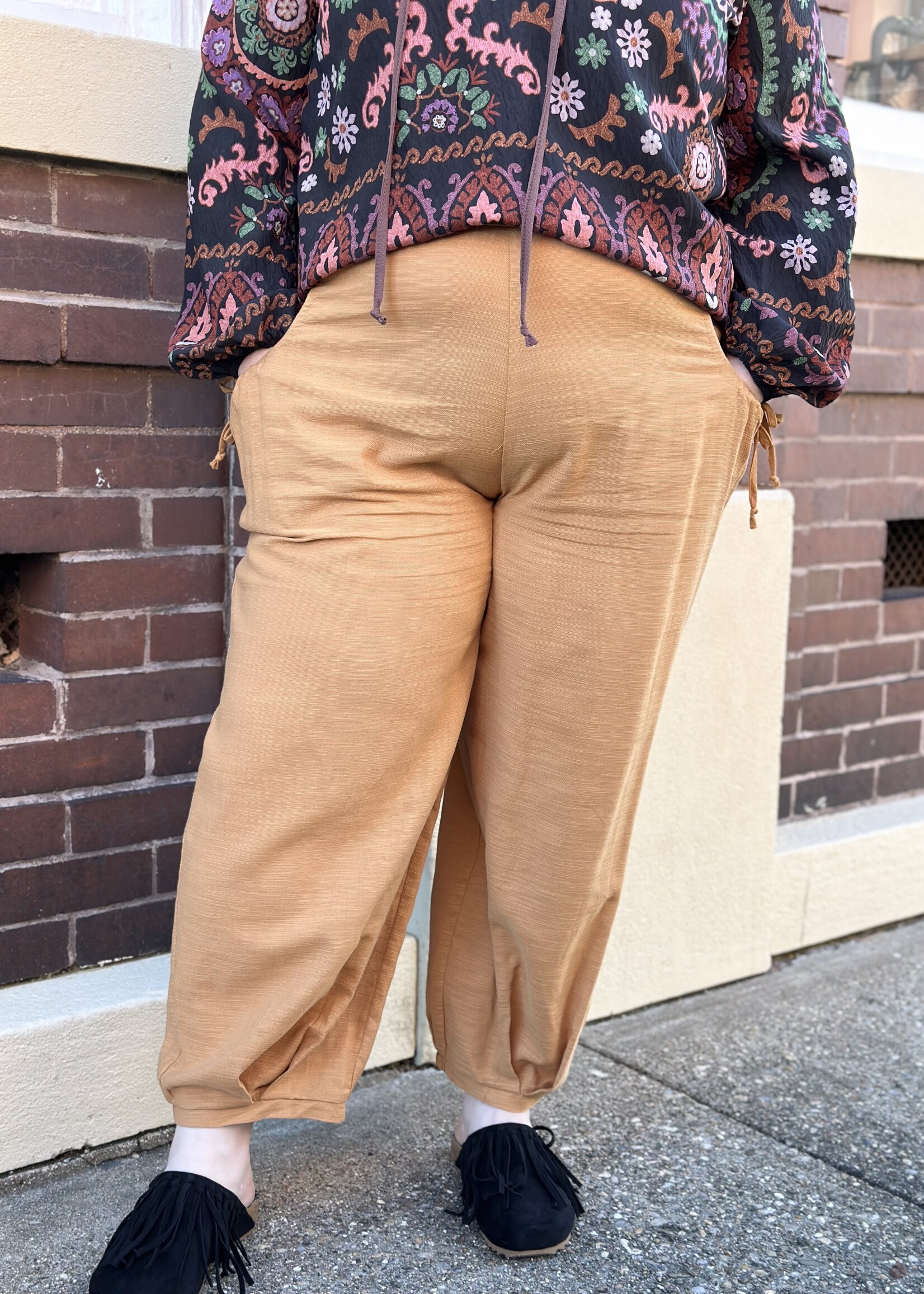 Gigio Going Places Pants in Camel