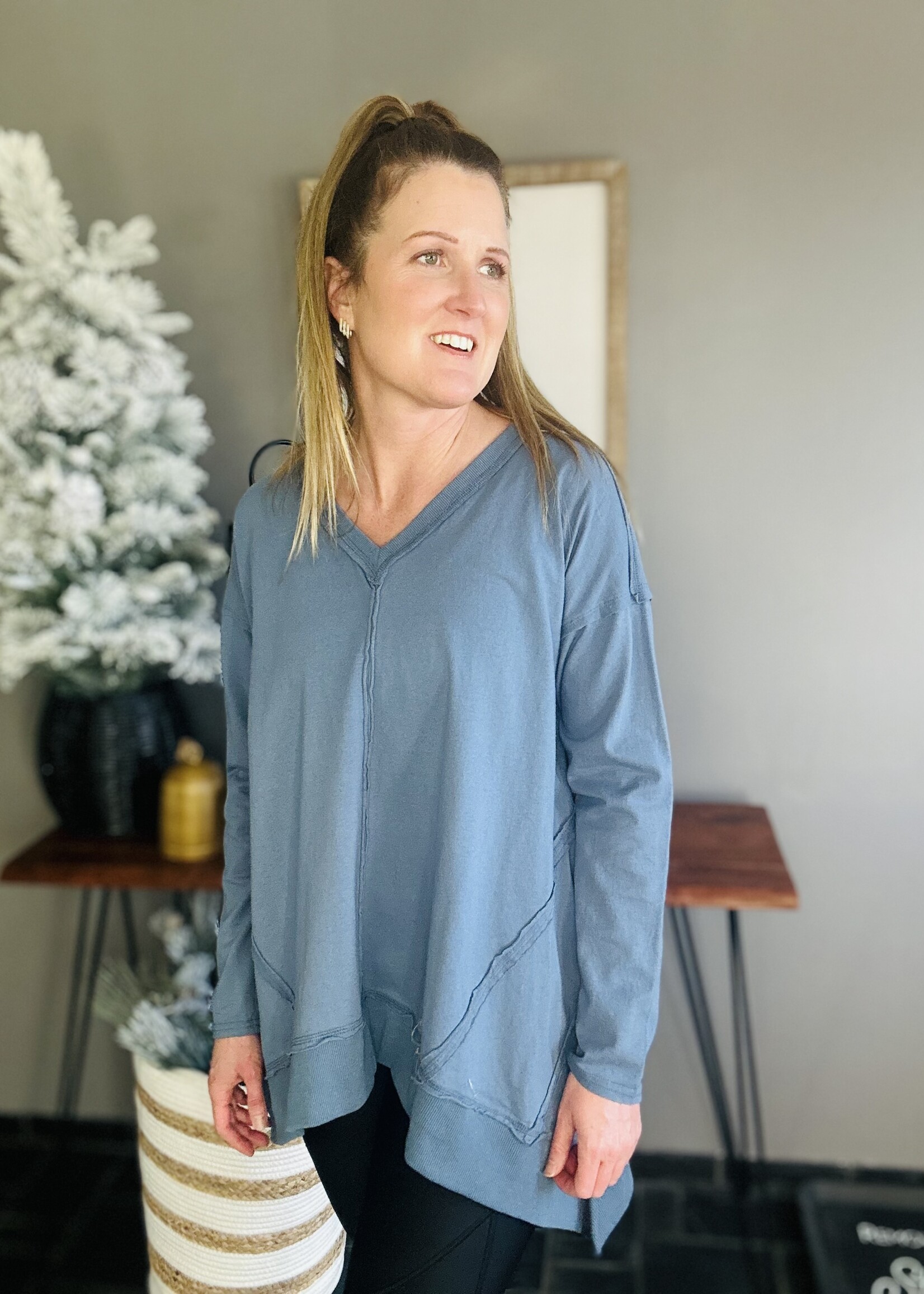 Mid-Day Break Top in Denim Blue