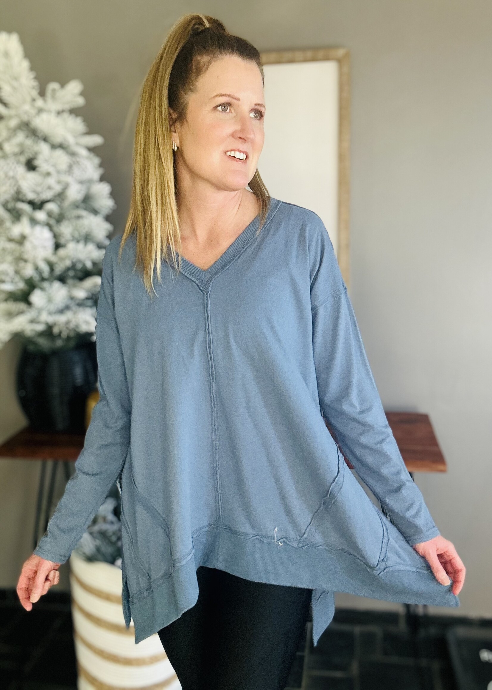 Mid-Day Break Top in Denim Blue