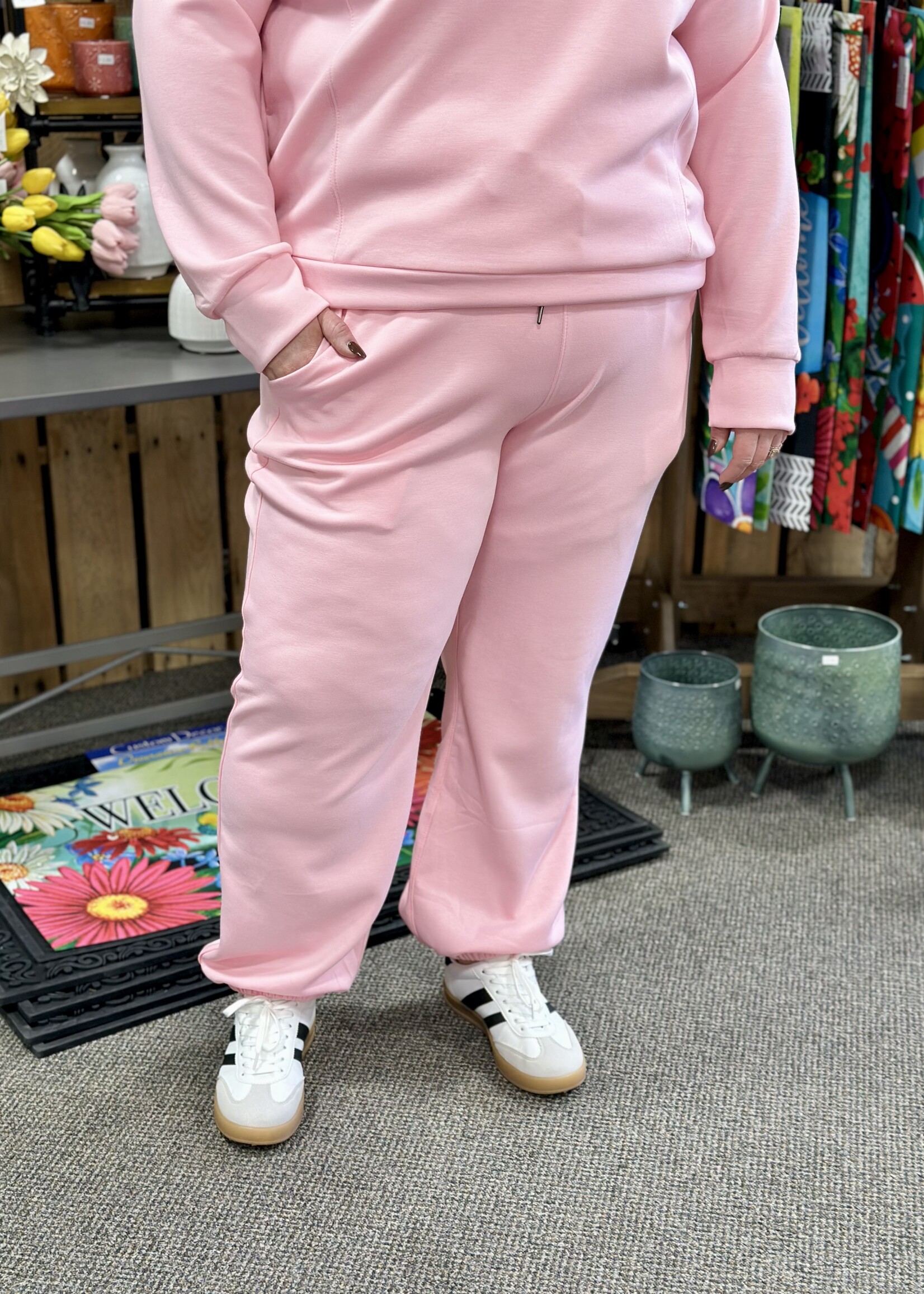 Dear Scarlett Trip to the Hamptons Joggers in Blush Pink