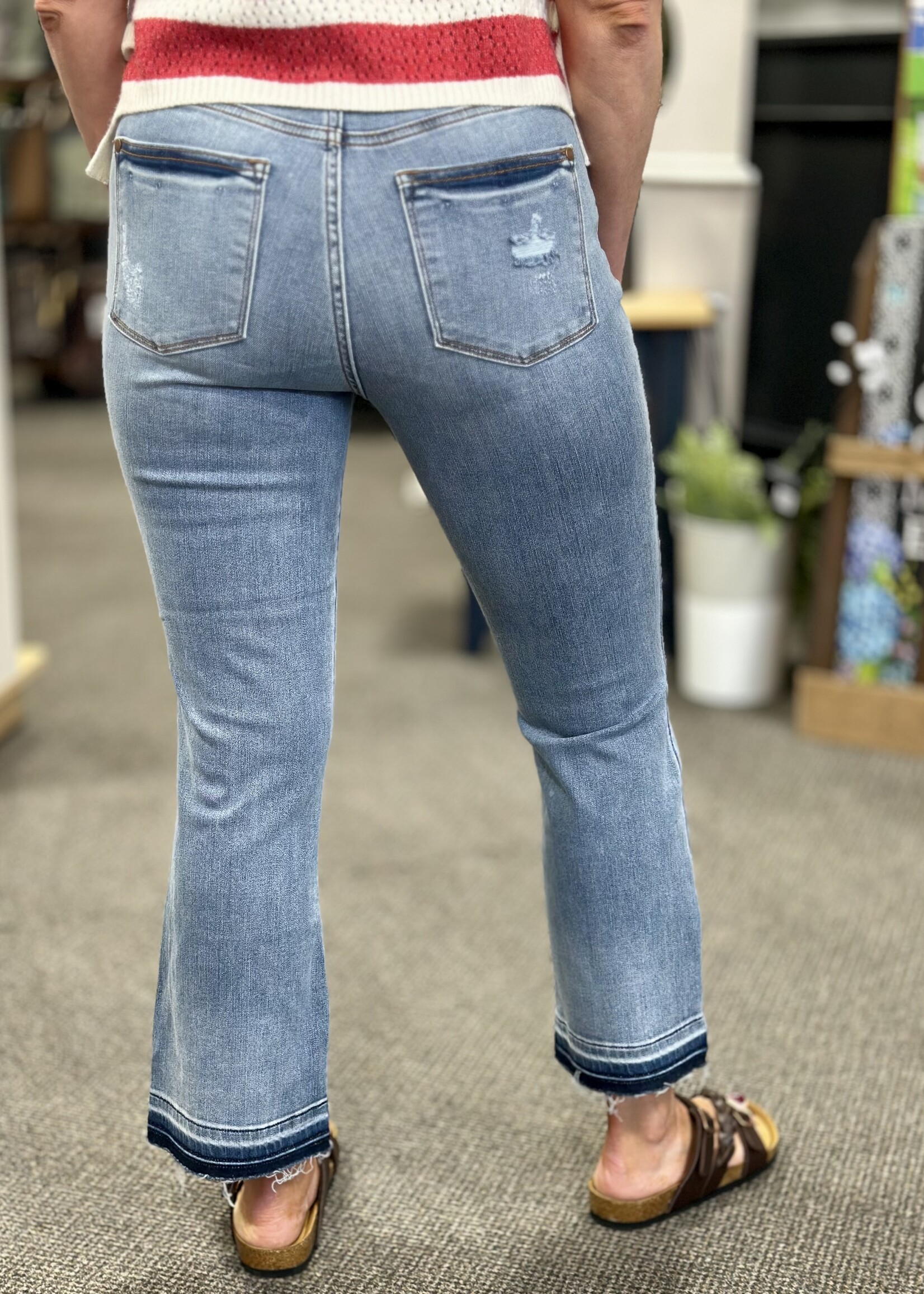 Judy Blue Day Tripper Crop Jeans