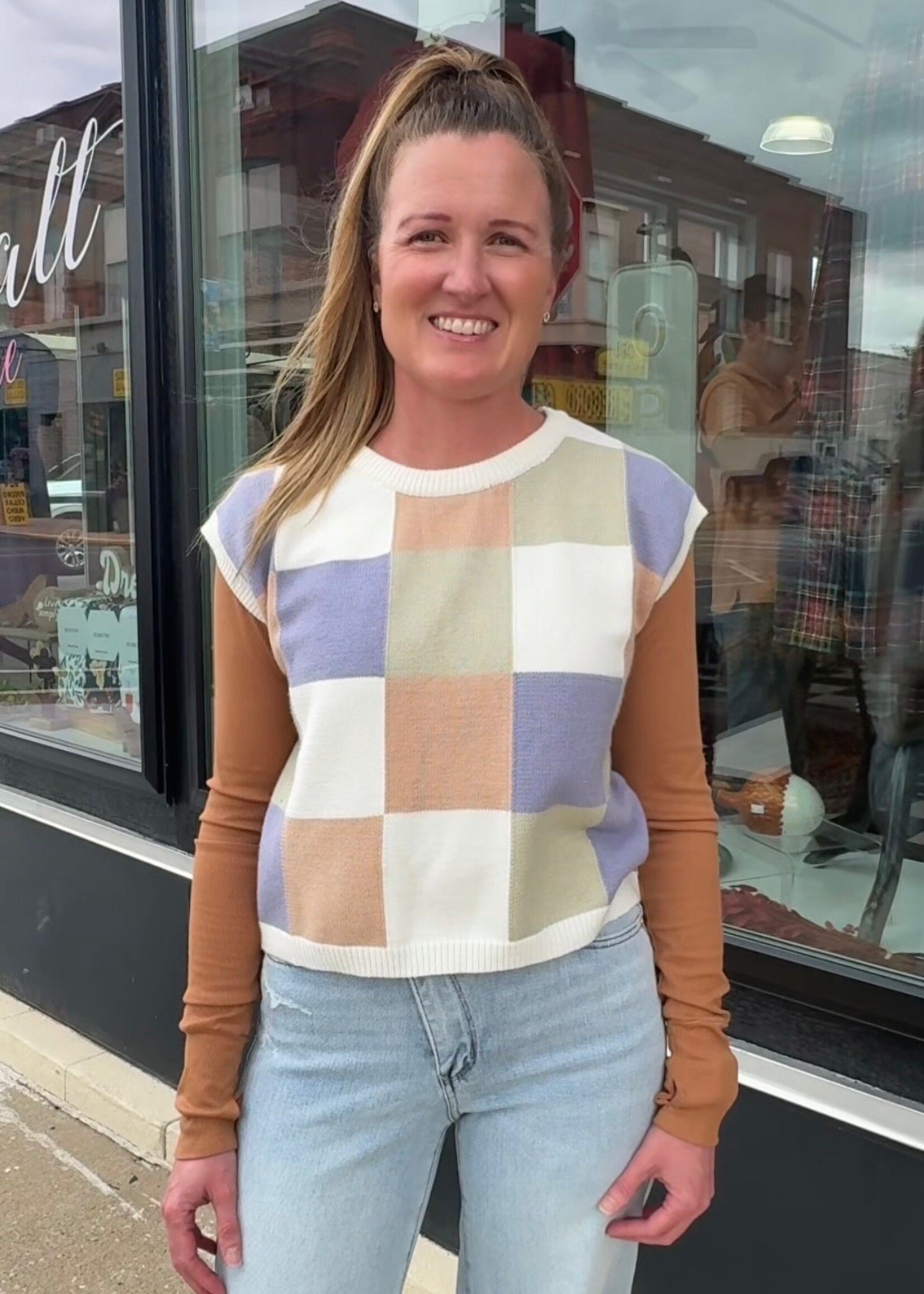 Eesome Sage Breeze Checkered Sweater Vest